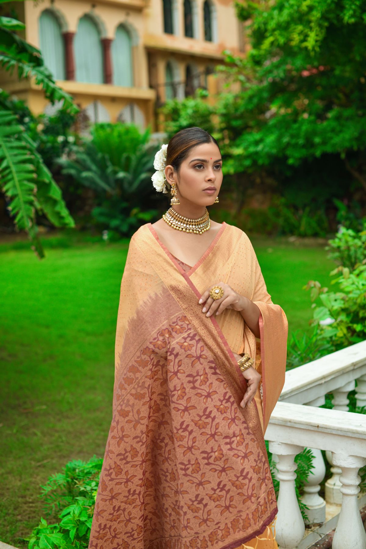 Women's Deep Peach Woven Linen Saree with Tassels - Vishnu Weaves