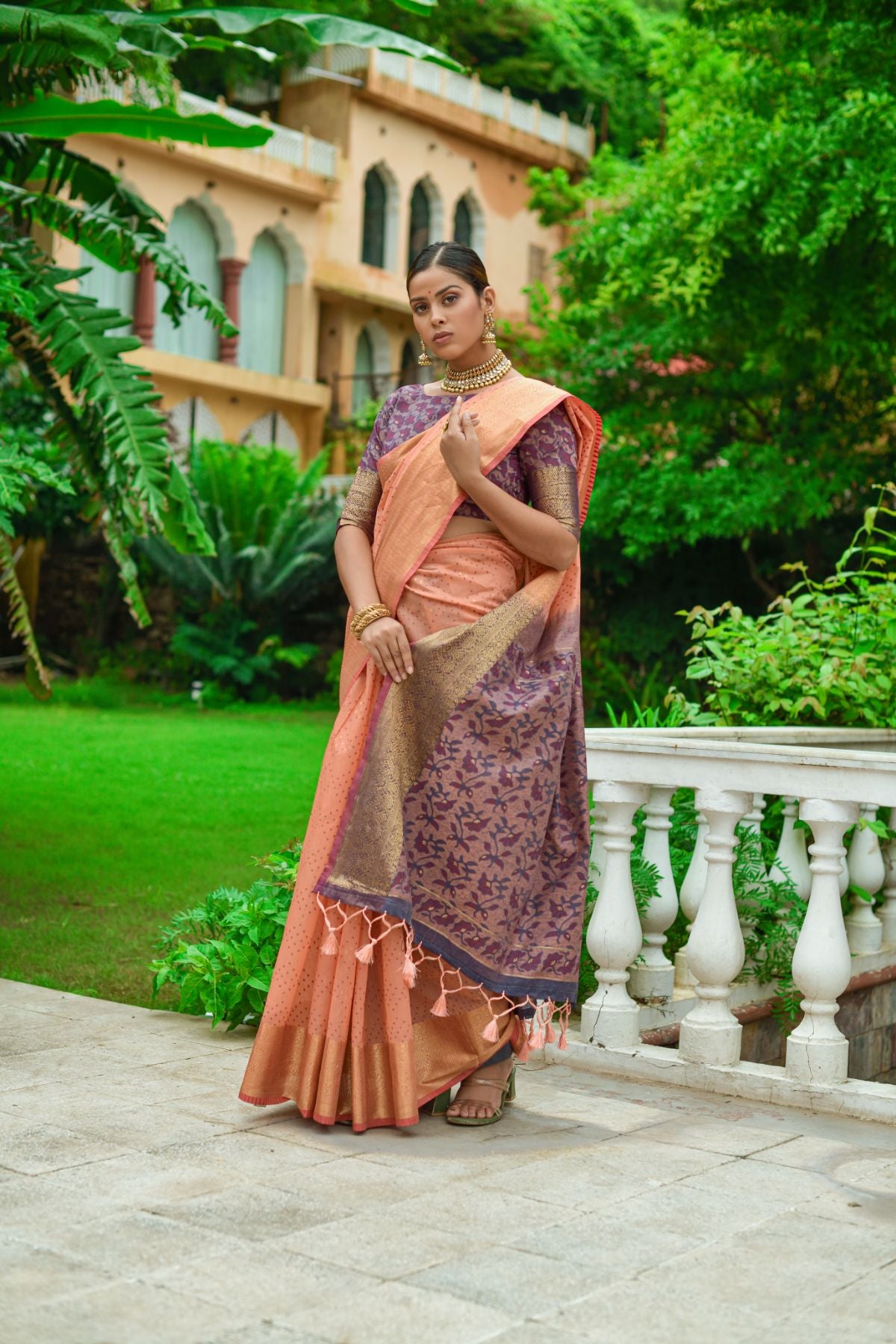 Women's Orange Woven Linen Saree with Tassels - Vishnu Weaves