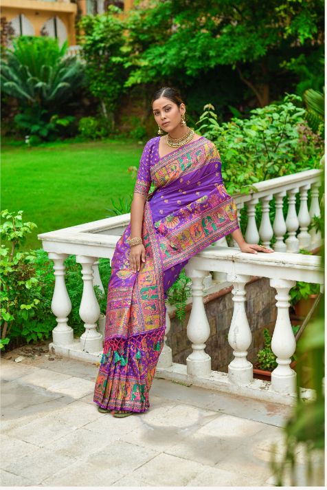 Women's Purple Banarasi Silk Zari Woven Saree With Blouse - Vishnu Weaves