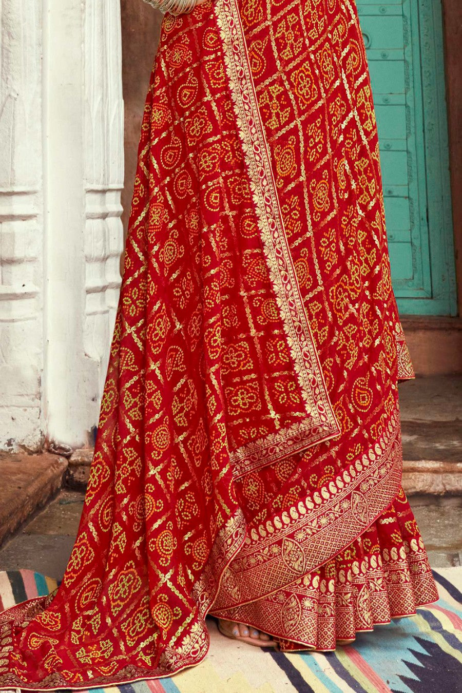 Women's Chili Red Bandhani Saree - Karagiri