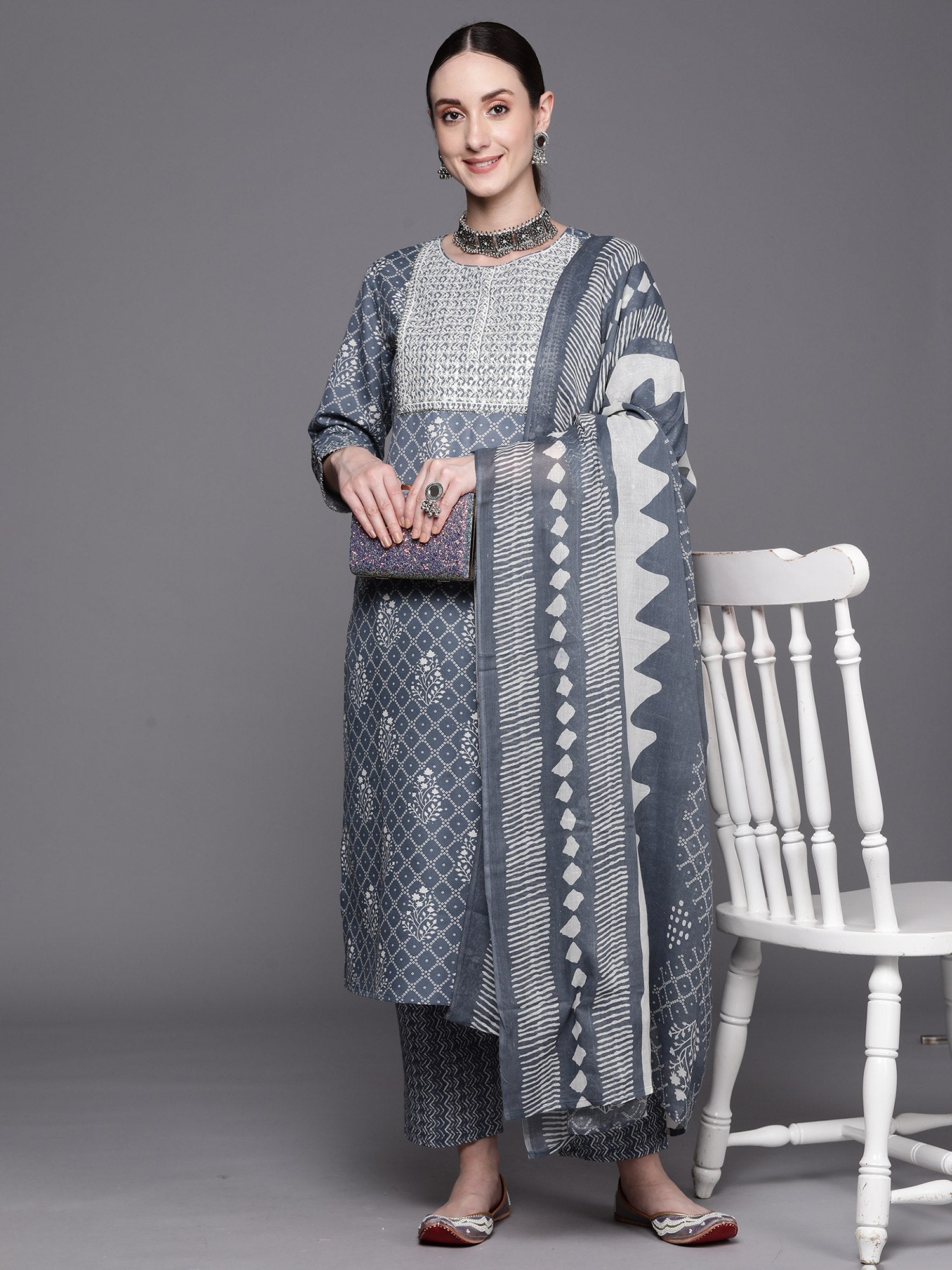 Women's Bandhani Printed Regular Thread Work Pure Cotton Kurta With Trousers & Dupatta - Navyaa