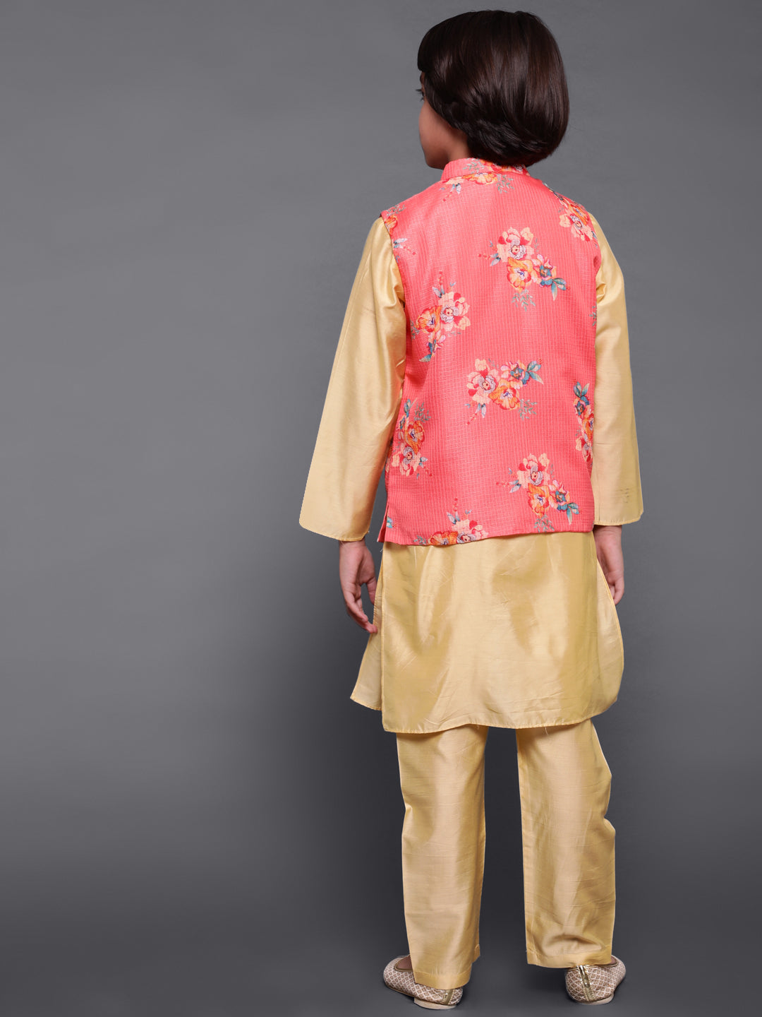 Boy's Cream & Peach Floral Print Kurta Pyjama With Nehru Jacket - Aks Boys