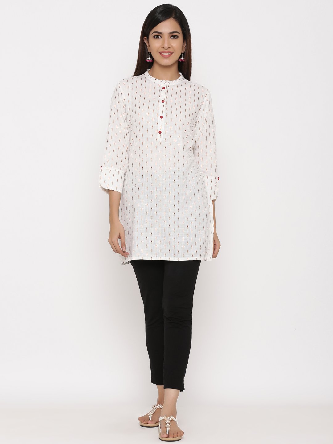 Buy online White Cotton Blend Straight Short Kurti from Kurta Kurtis for  Women by Aurelia for ₹800 at 47% off | 2024 Limeroad.com