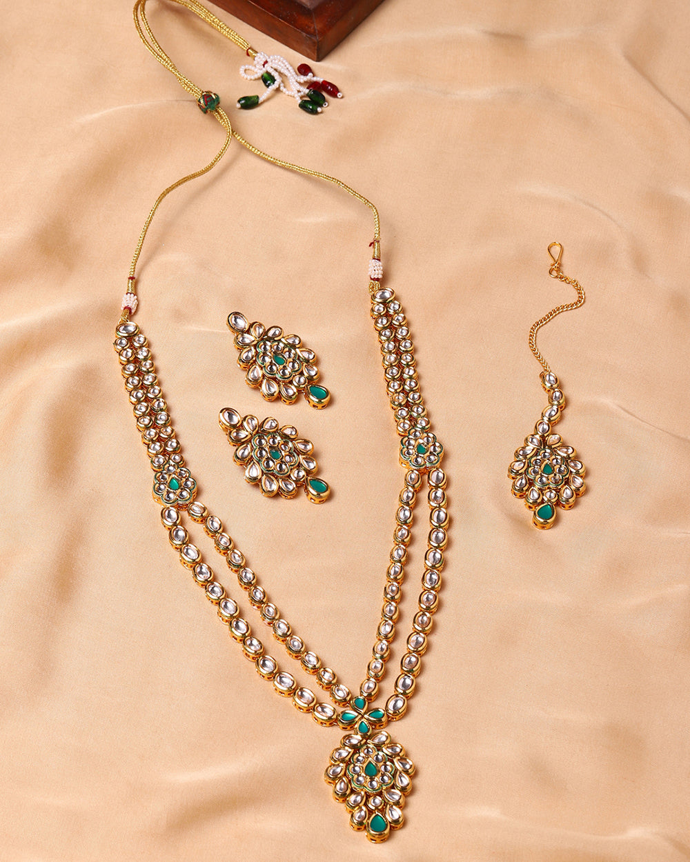 Women's Kundan Gold Plated Brass Necklace Set - Voylla