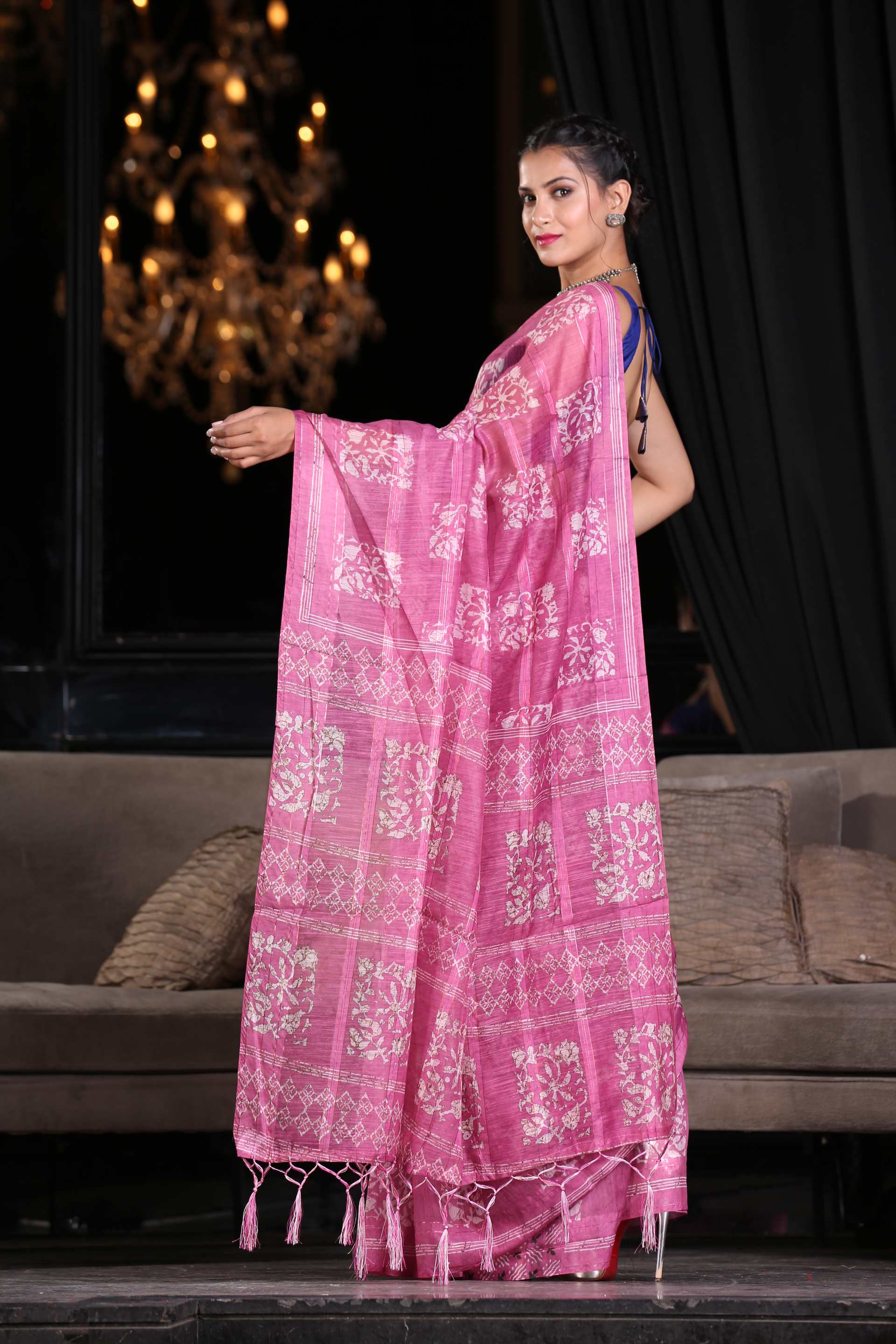 Women's Magenta Pink Digital Printed Saree - Karagiri