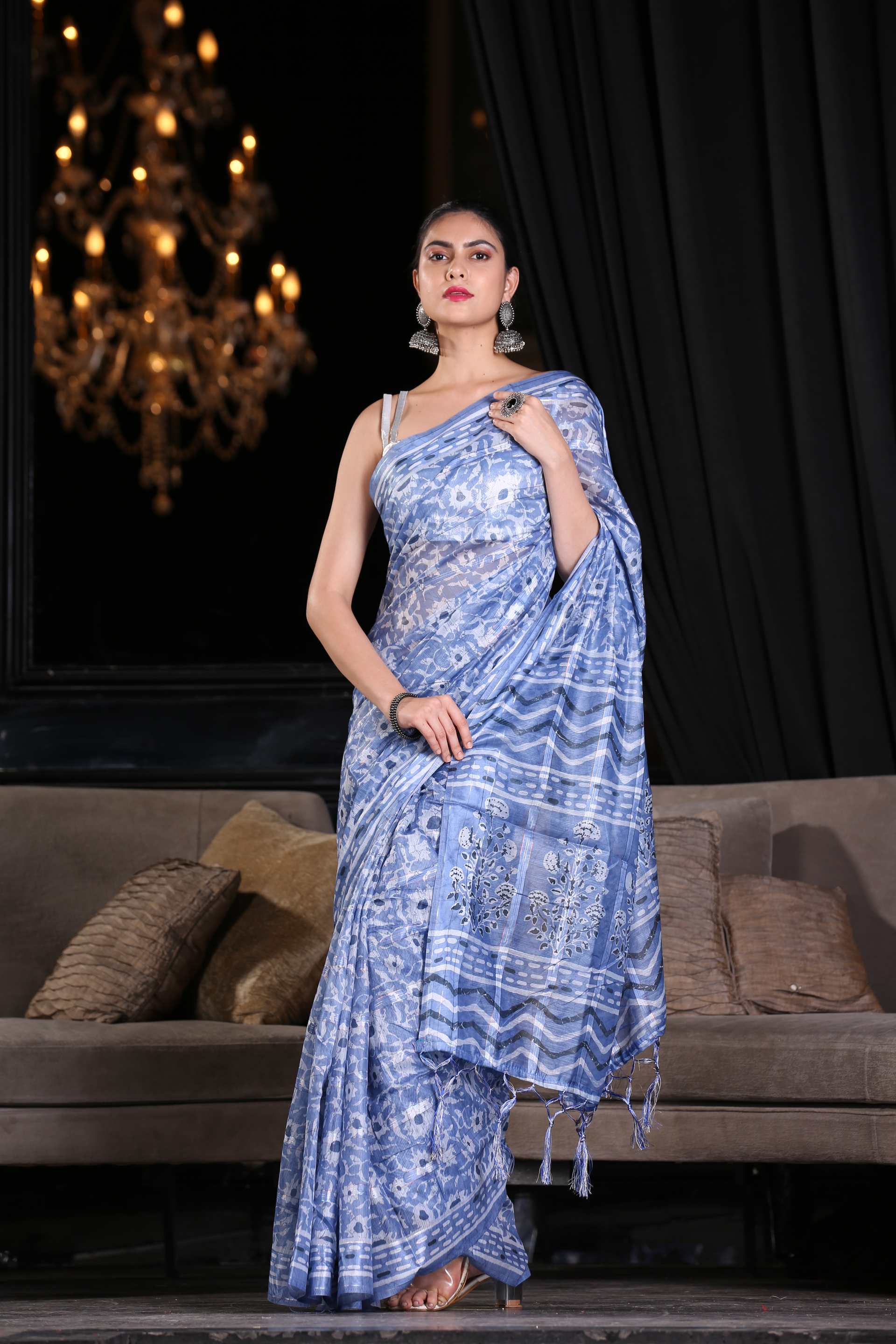 Women's Azure Blue Digital Printed Saree - Karagiri