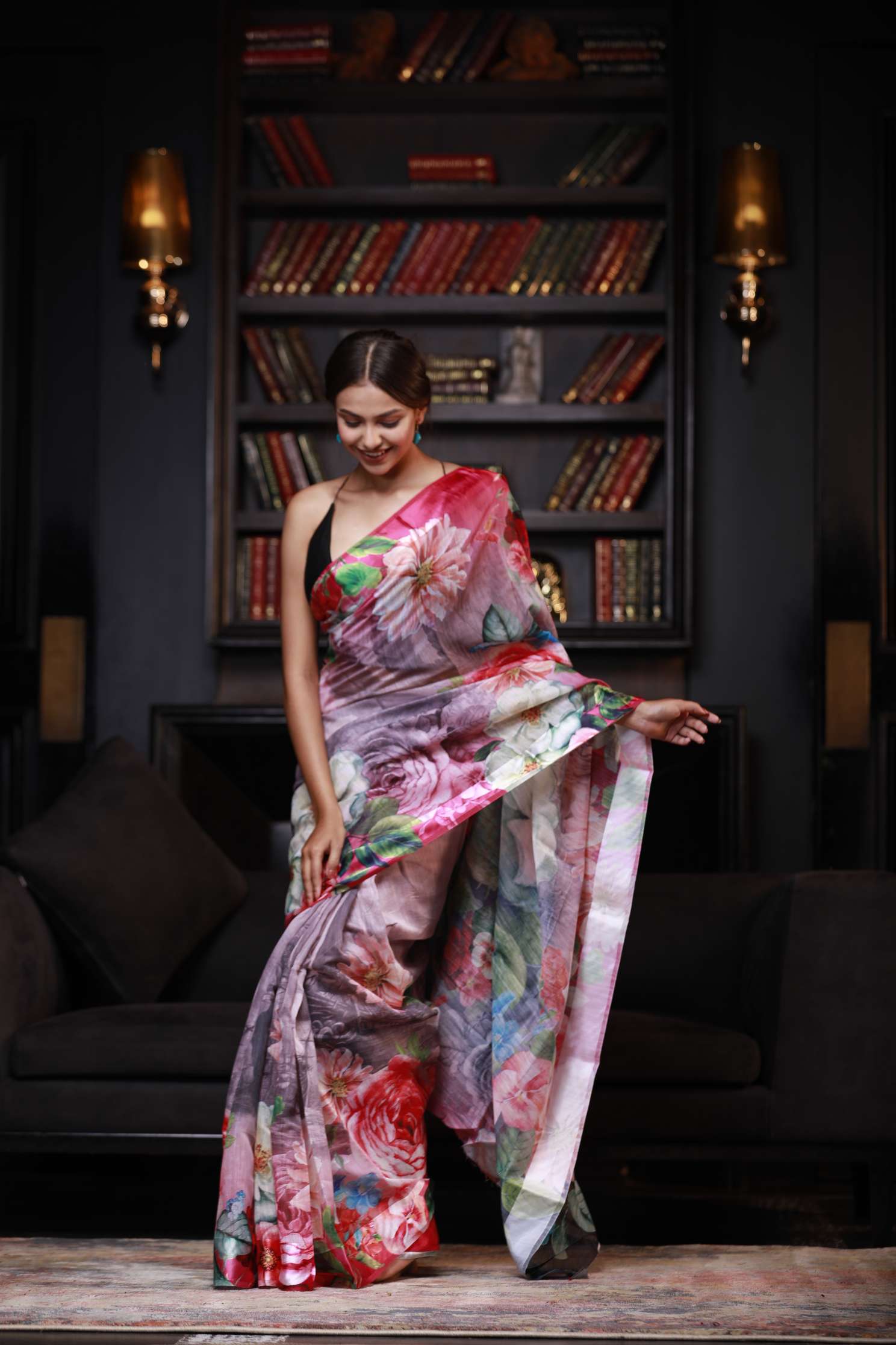 Women's Lilac Lustre Purple Digital Printed Cotton Linen Saree - Karagiri