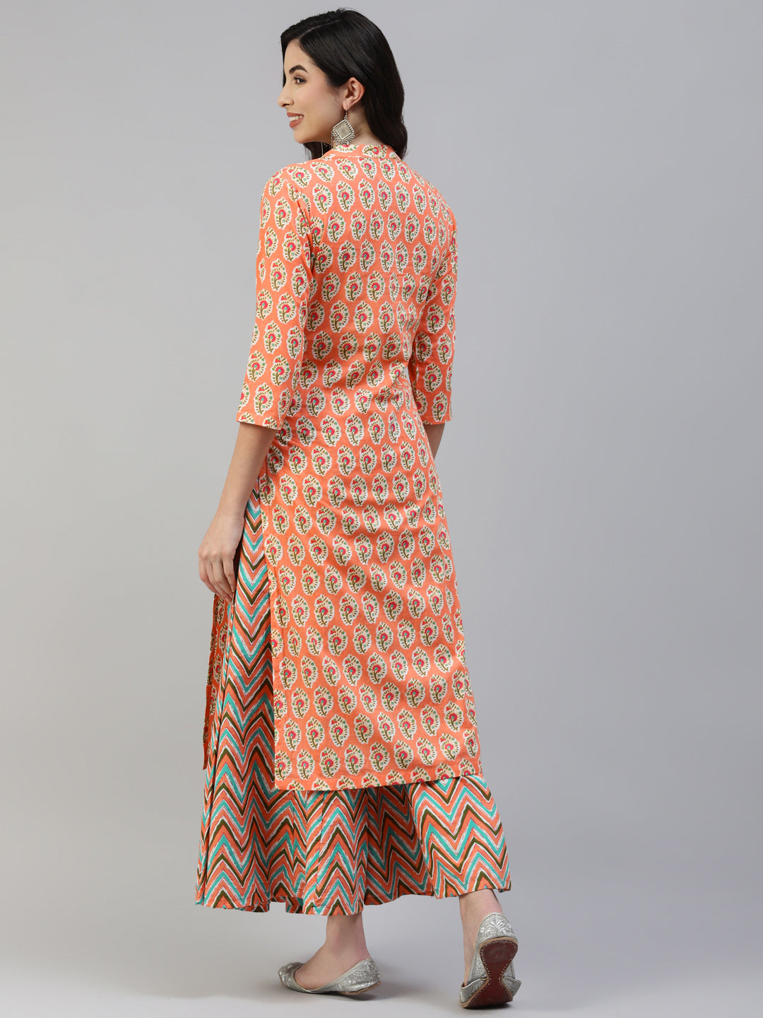Women's Peach Cotton Print Straight Kurta With Skirt - Noz2Toz