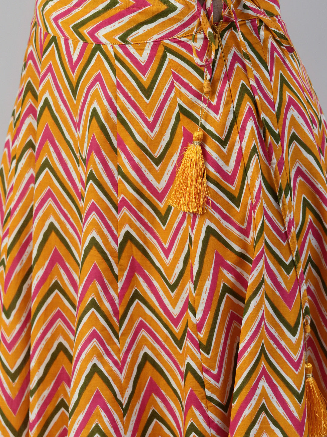 Women's Yellow Cotton Print Straight Kurta With Skirt - Noz2Toz