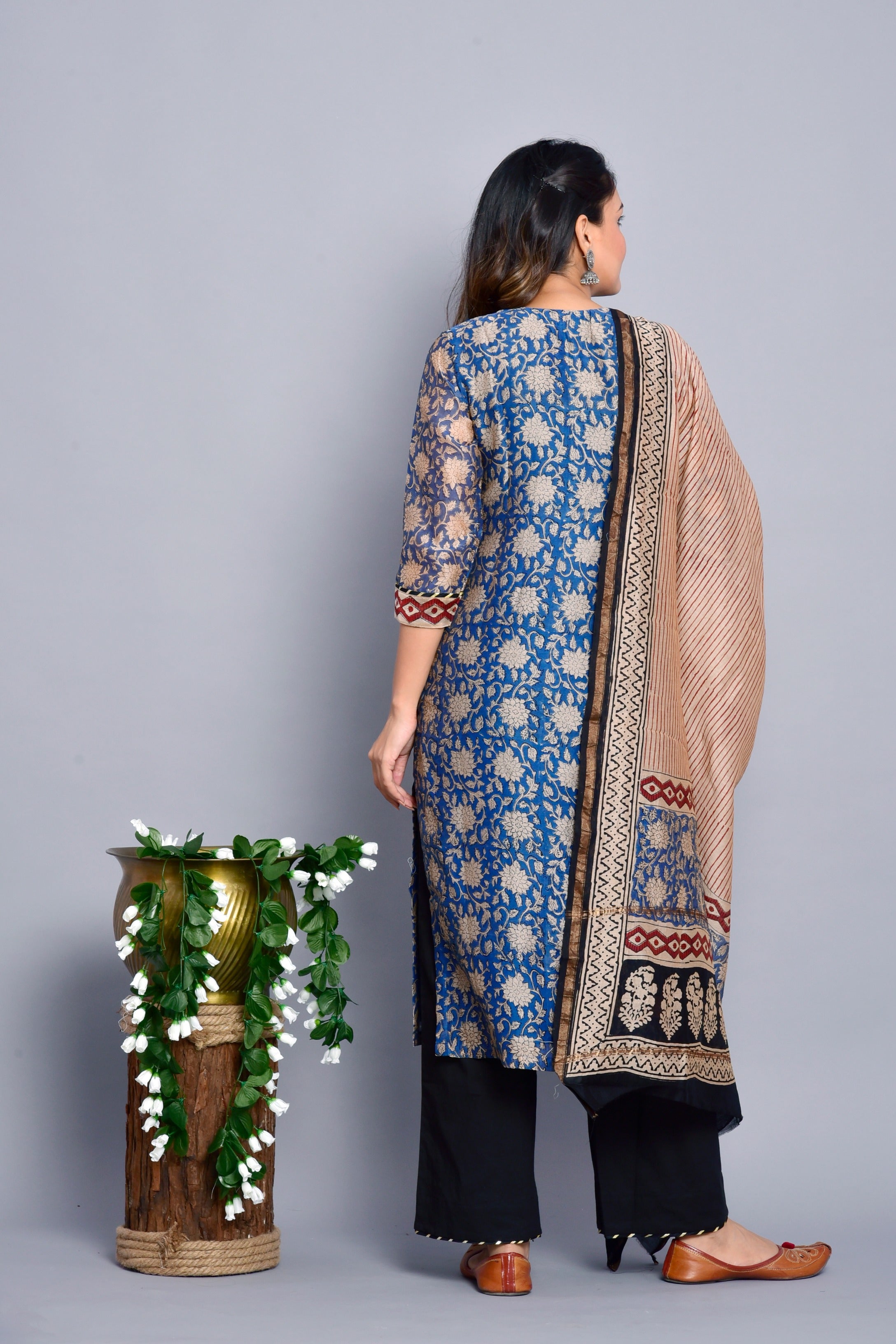 Women's Blue and  Black Chanderi Silk suit Set - Kiswah