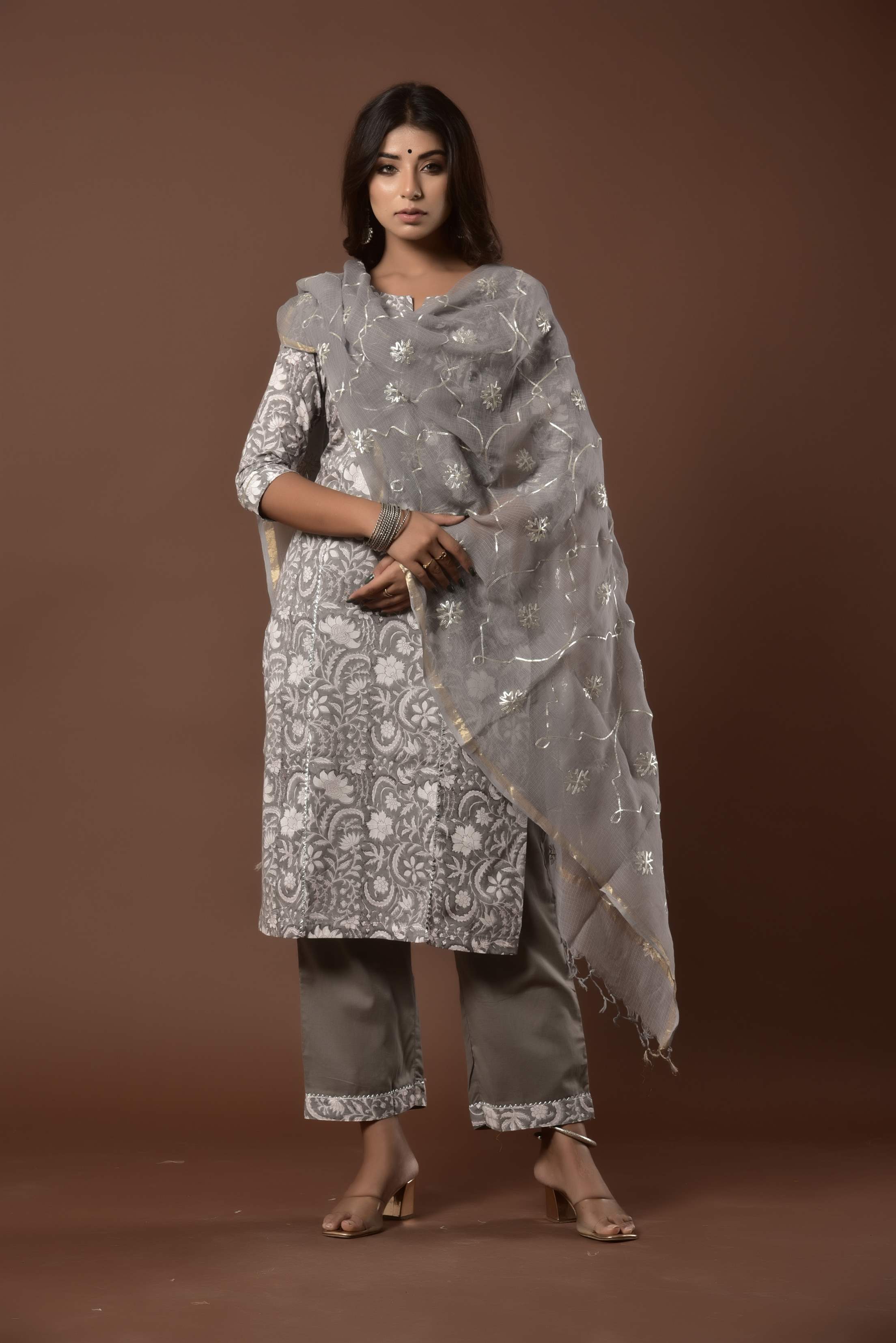 Women's Grey Gota Dupatta Suit Set - Kiswah