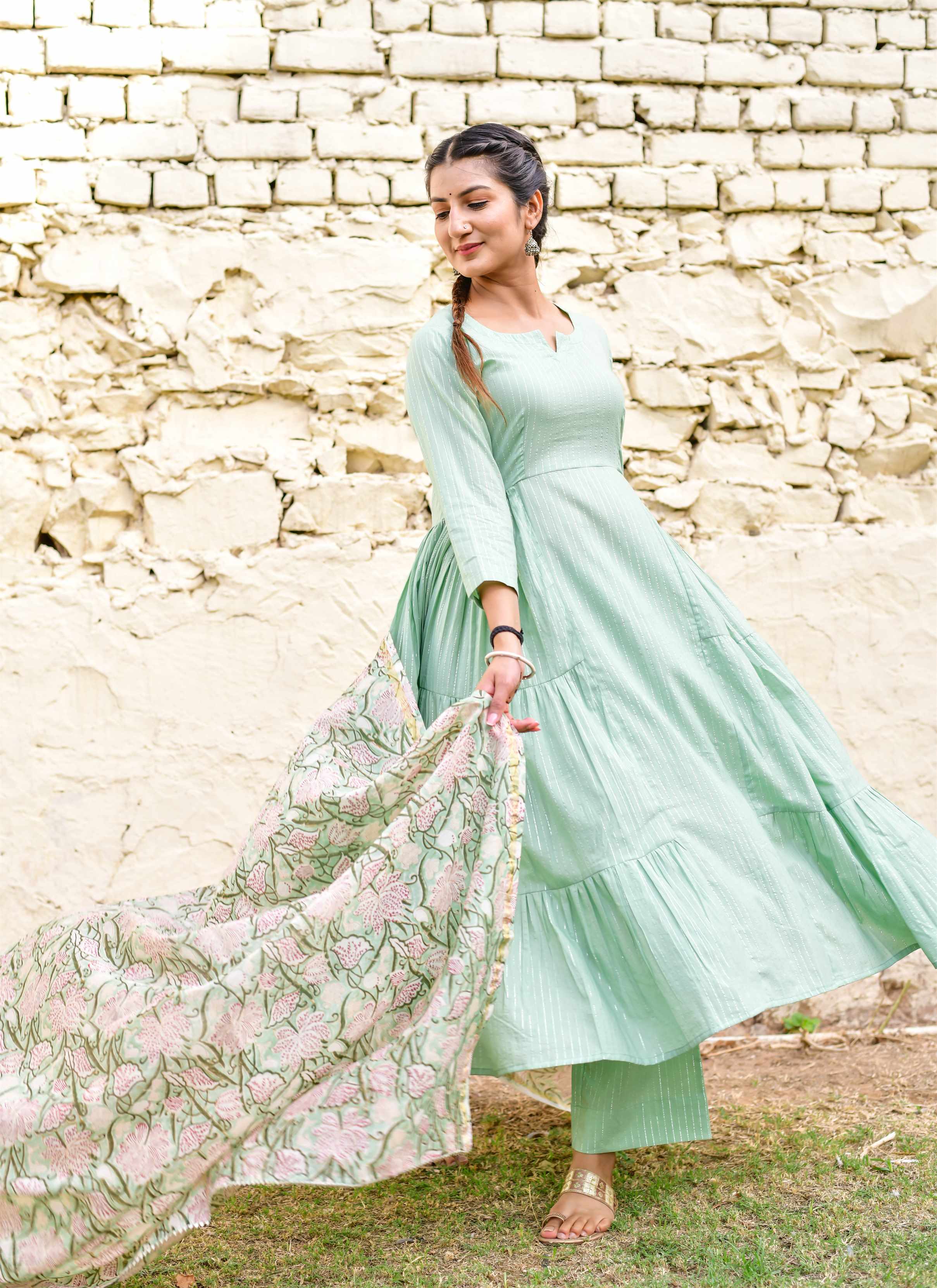 Women's Apple Green Lurex Anarkali   - Kiswah