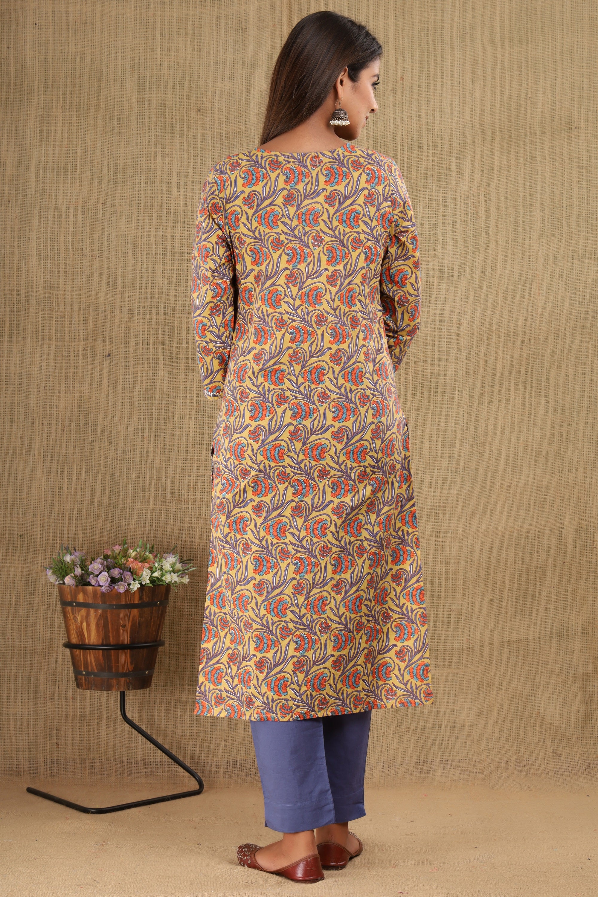 Women's Blue Yellow Floral Print Suit Set - KAAJH