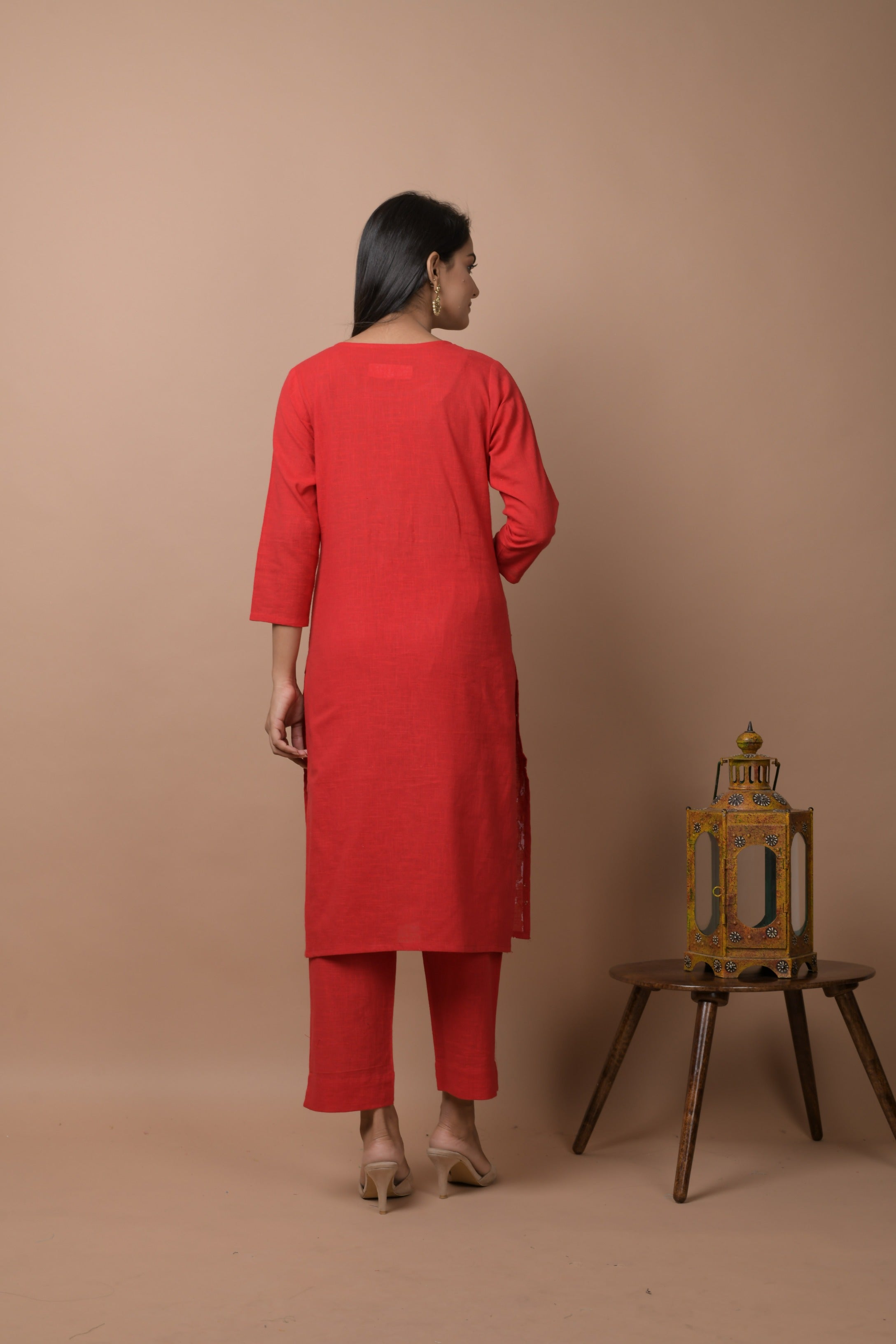 Women's Red Solid Sequins Embellished Kurta Pant Set - KAAJH