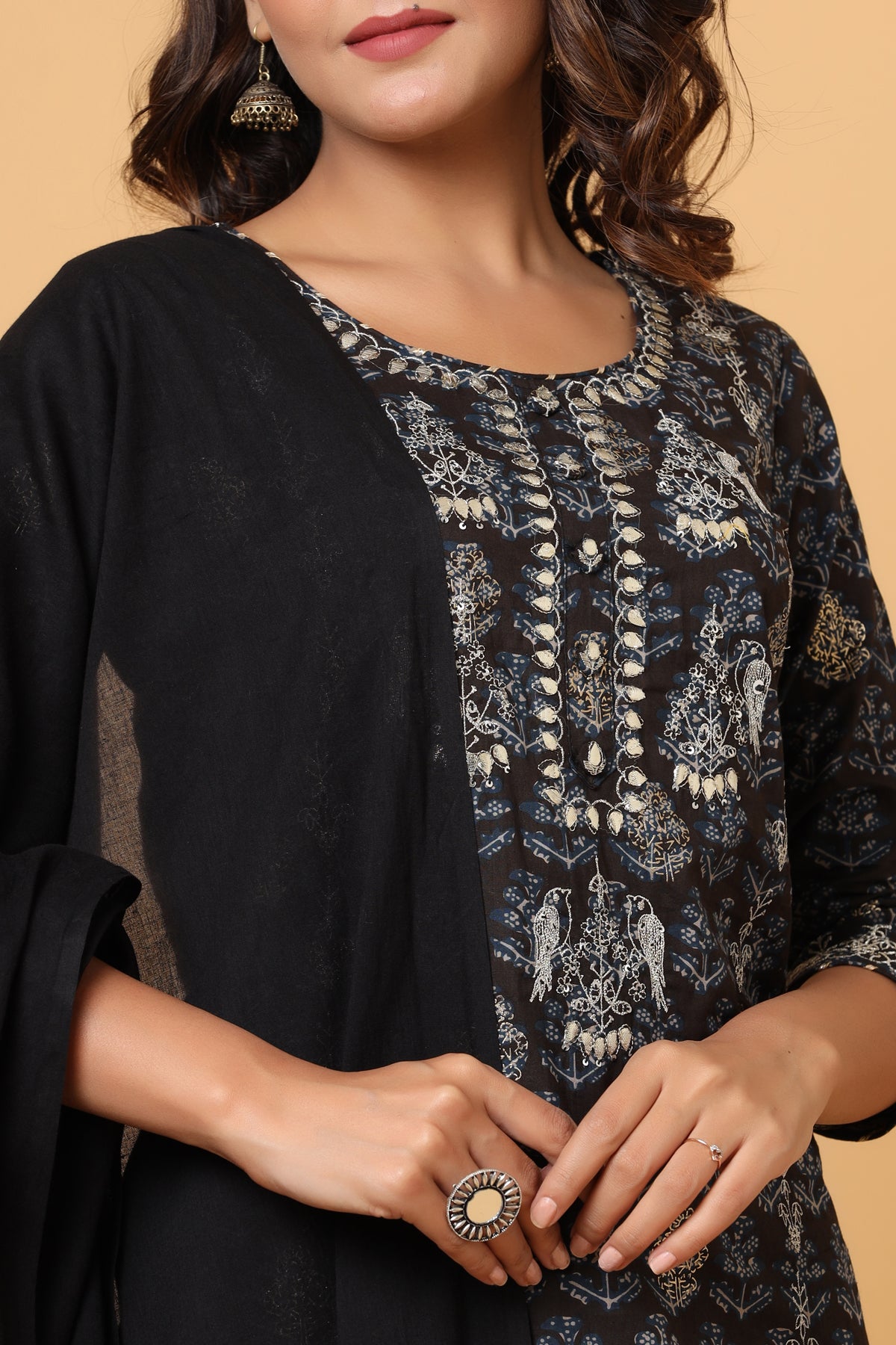 Women's Black Zari Embroidery Printed Suit Set - KAAJH