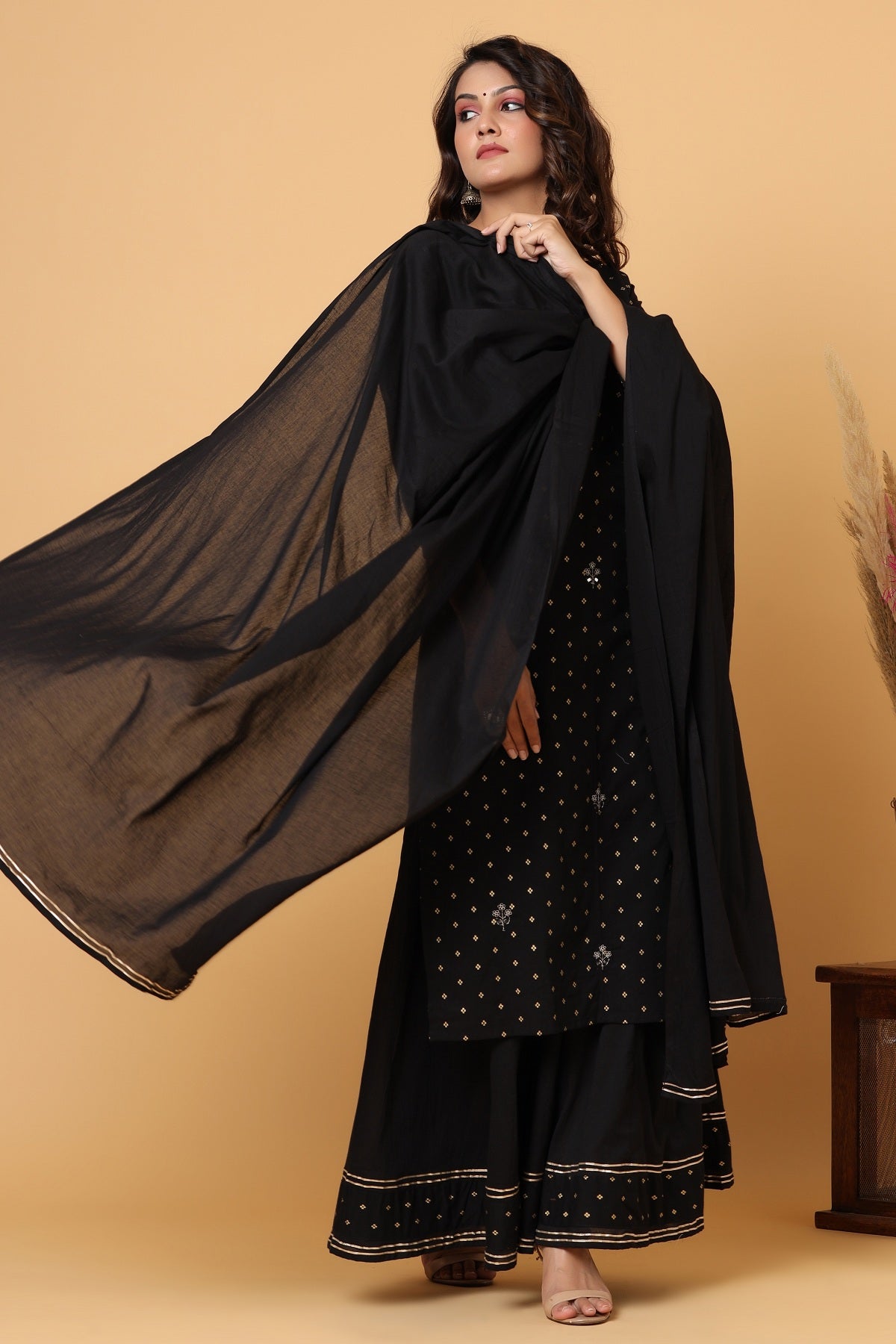 Women's Black Gold Print Suit Set - KAAJH