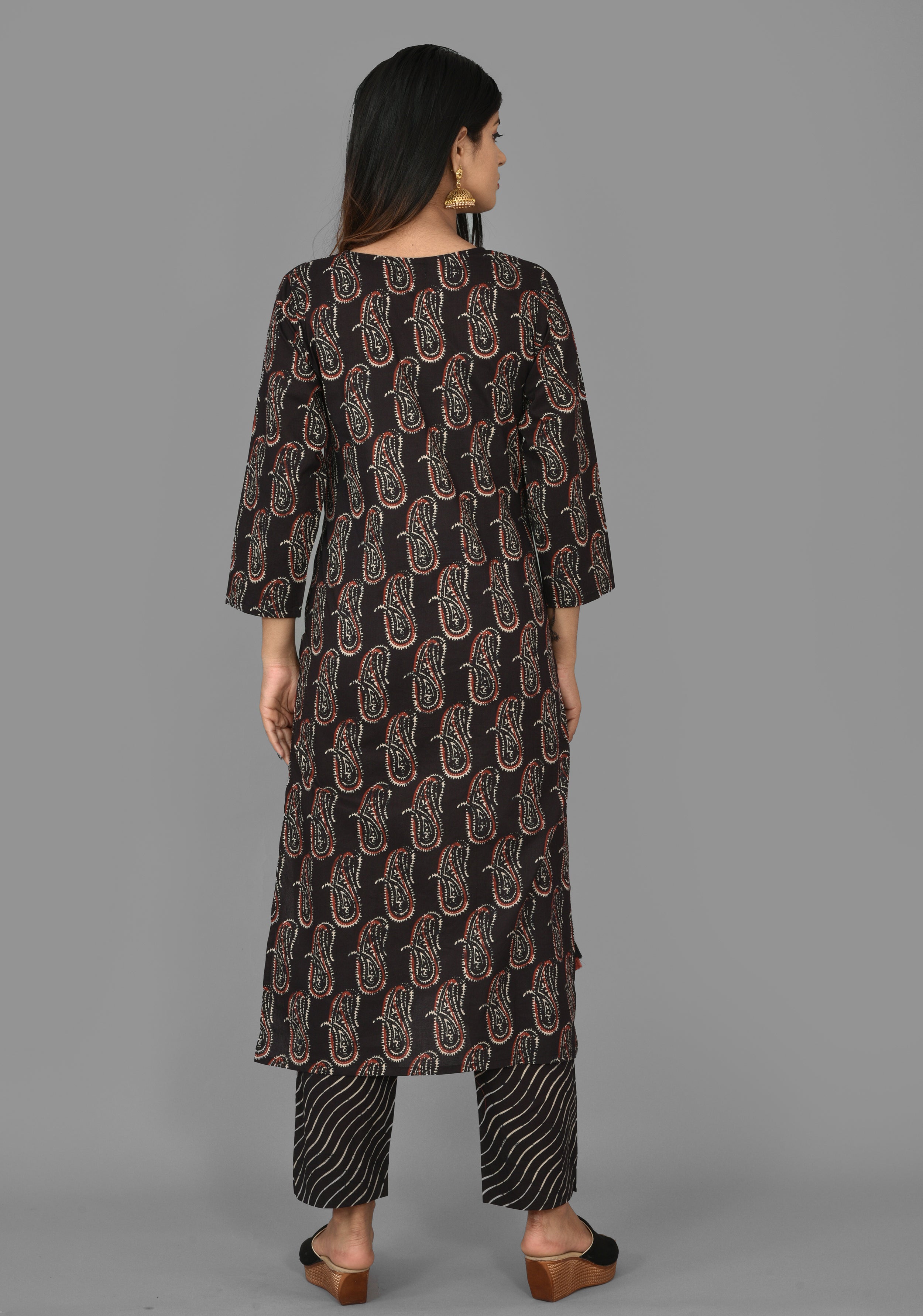 Women's Black Paisley Priint Cotton Suit Set - KAAJH