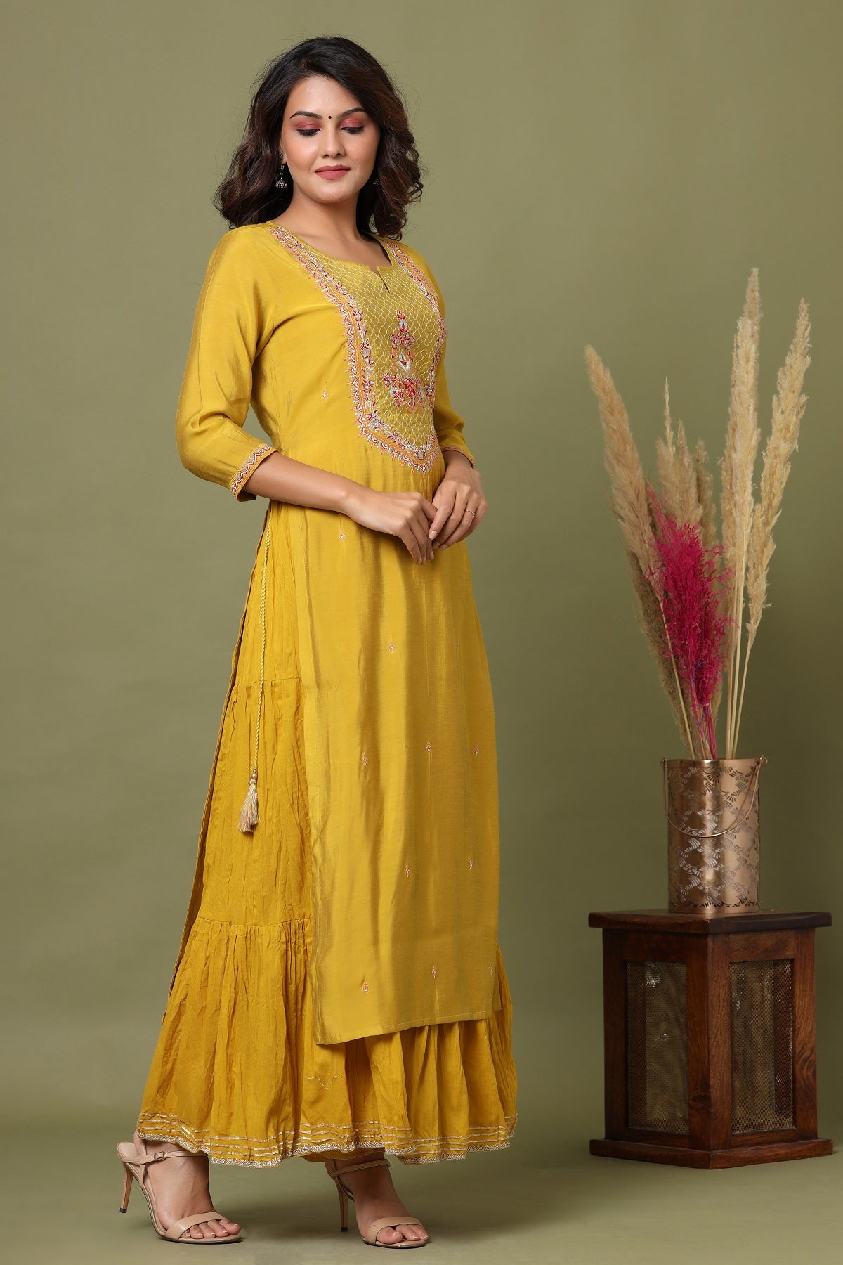 Women's Yellow Embroidery Chanderi Ethnic Kurta - KAAJH