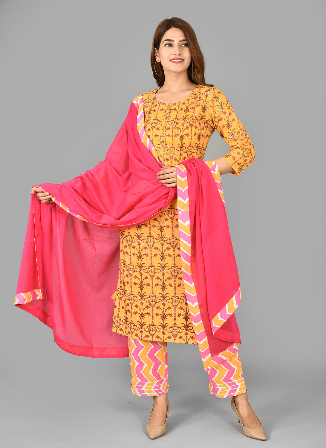 Women's Yellow Floral Print Suit Set - KAAJH