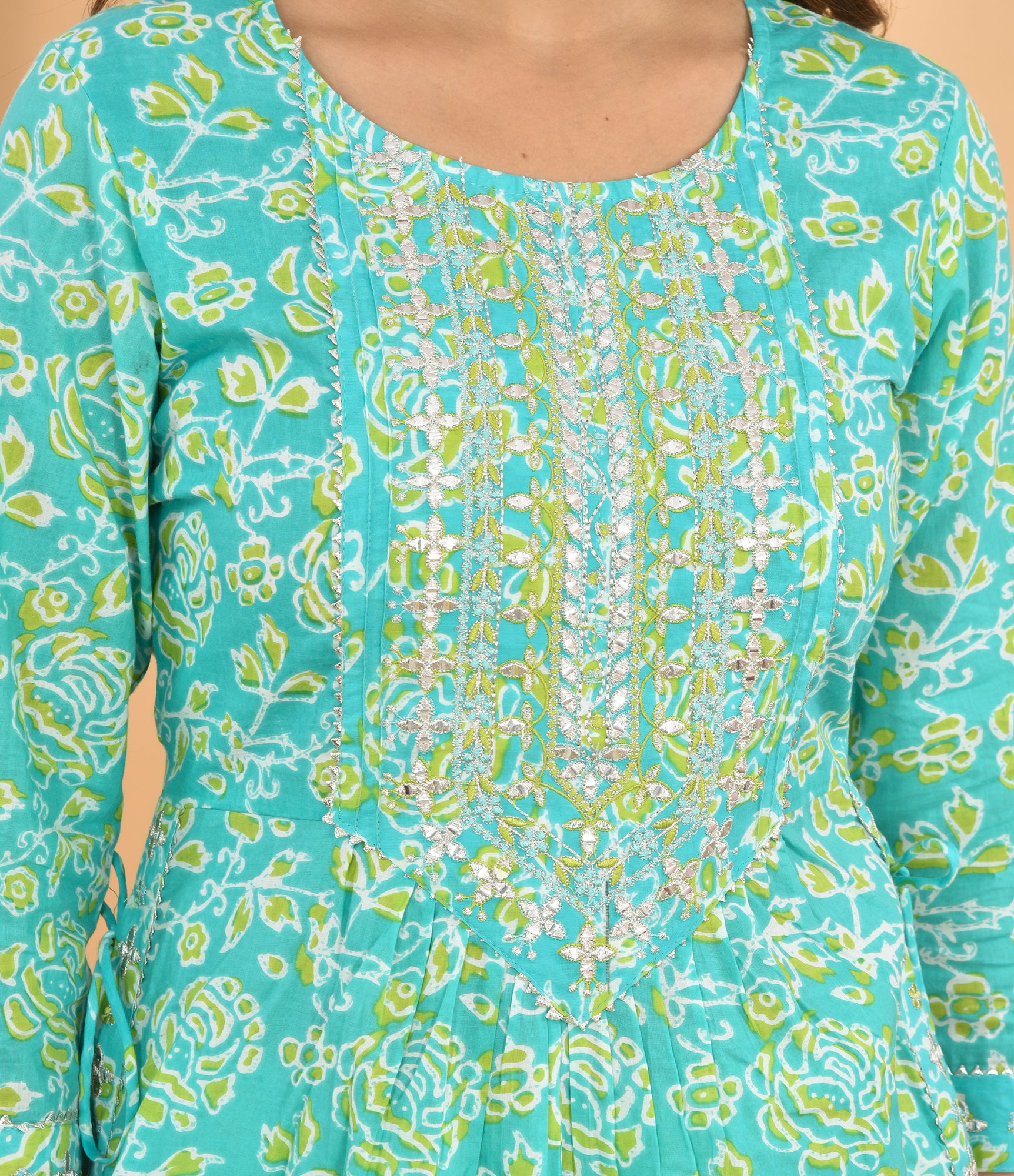 Women's Sea Green Floral Printed Kurta Pant Set - KAAJH