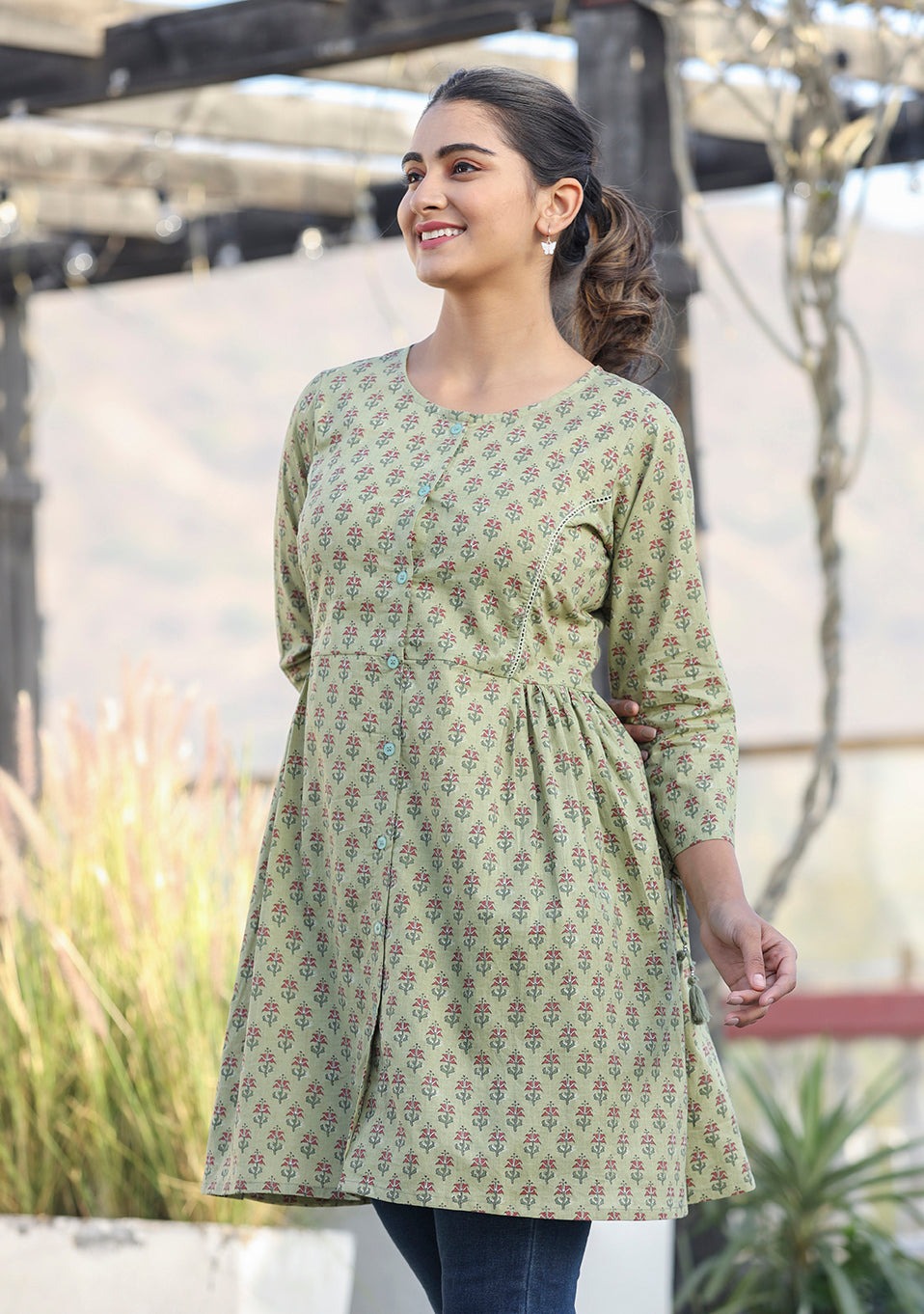 Women's Green Printed Cotton Shirt Style Tunic - KAAJH