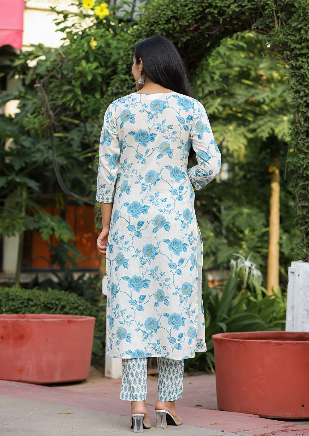 Women's Sky Blue Floral Print Cotton Kurta Pant Set With Dupatta - KAAJH