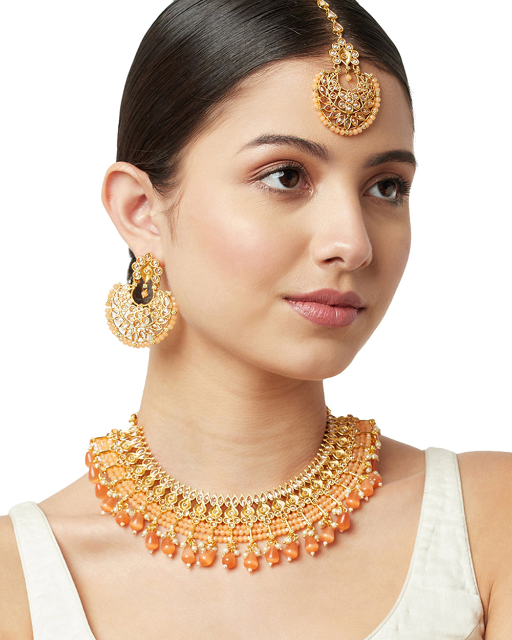 Women's Gold Finish Mang Tika Set With Peach Colour Pearls And Gold Finish - Voylla