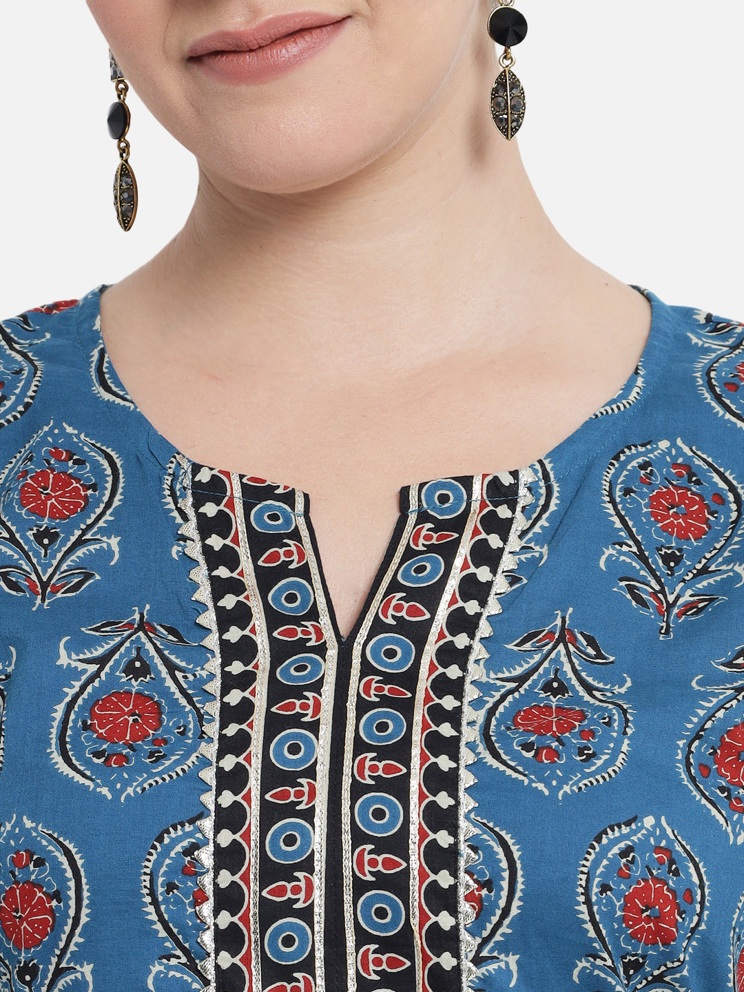 Women's Blue Floral Printed Pure Cotton Kurta With Trousers & With Dupatta - Meeranshi