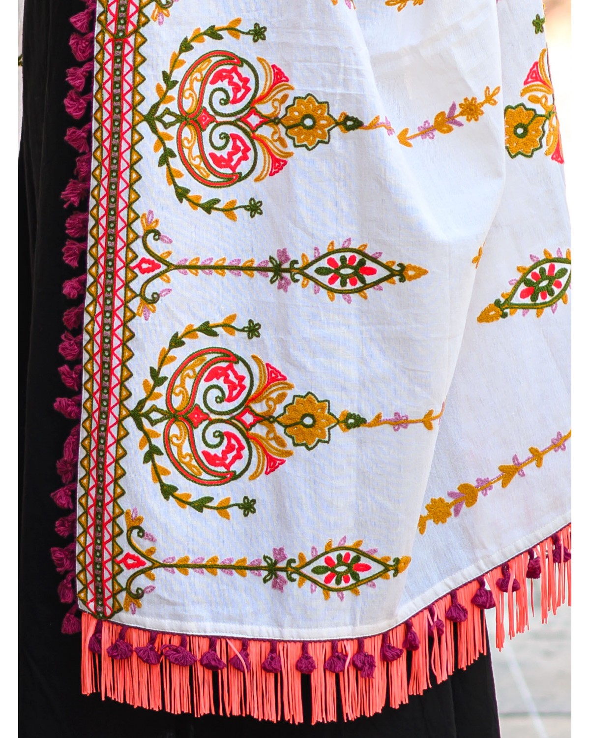 Women's Off-White Heavily Aari Embroidered Khadi Shawl/Dupatta With Wine Cotton Tassel - MESMORA FASHION
