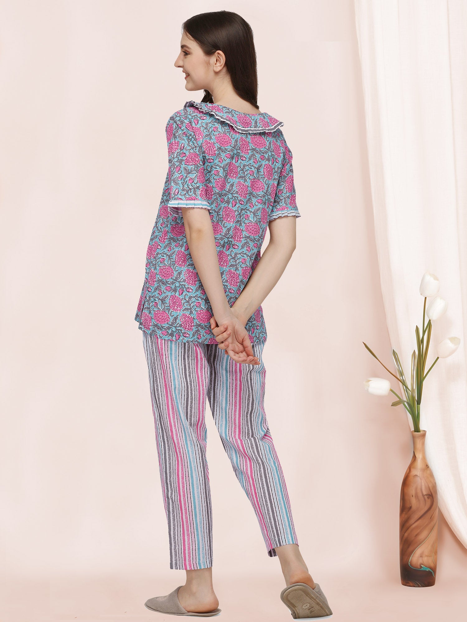 Women's Sky And Pink Floral Hand Block Printed Cotton Pajama Suit Set - MESMORA FASHION