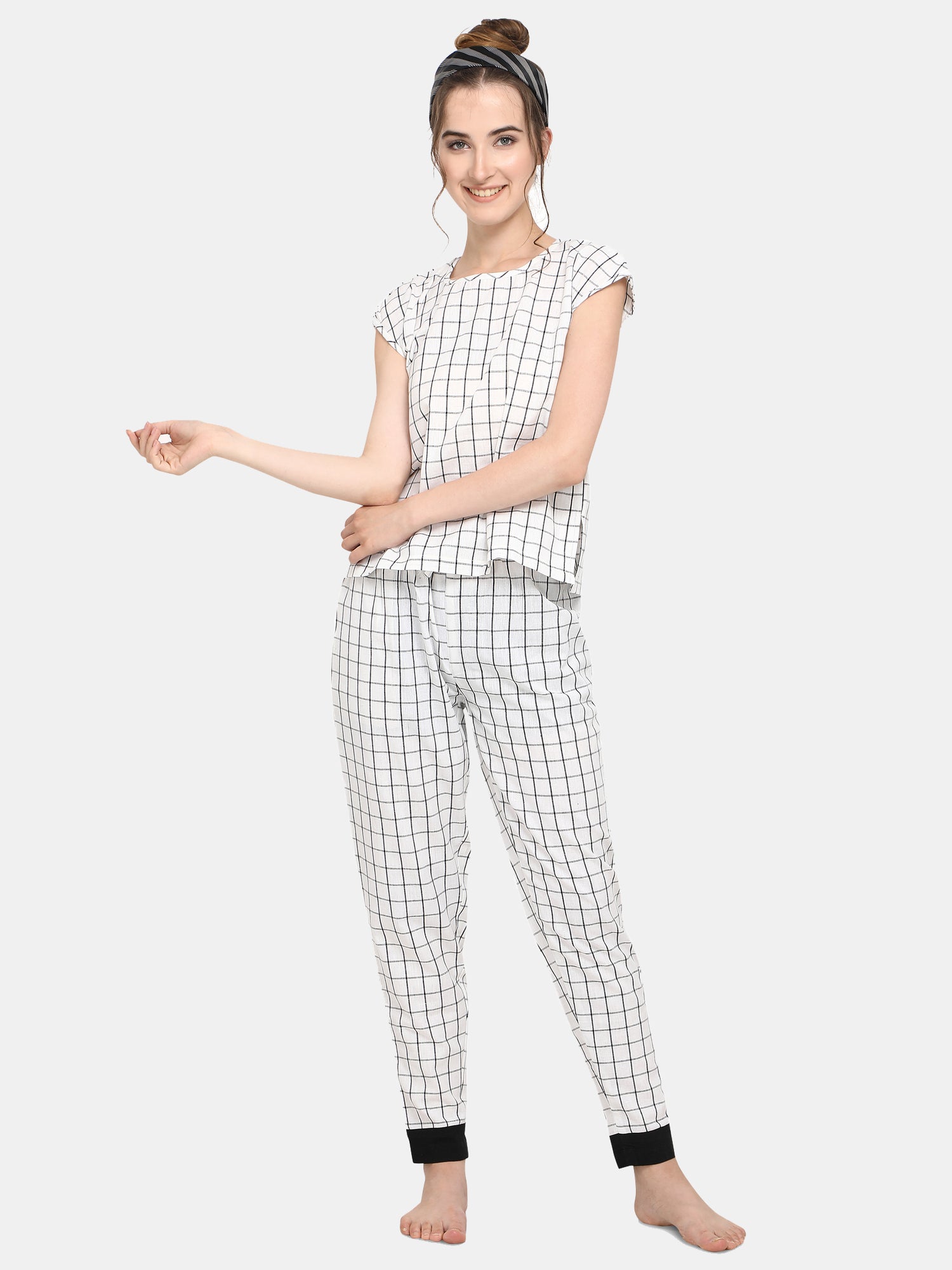 Women's white checkered cotton short night suit  - MESMORA FASHIONS