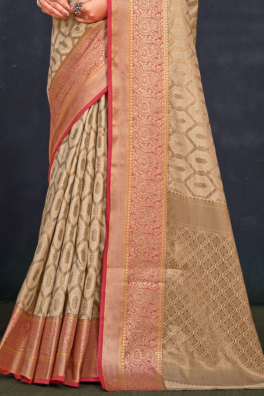 Women's Cream Cotton Woven Zari Work Traditional Saree - Sangam Prints