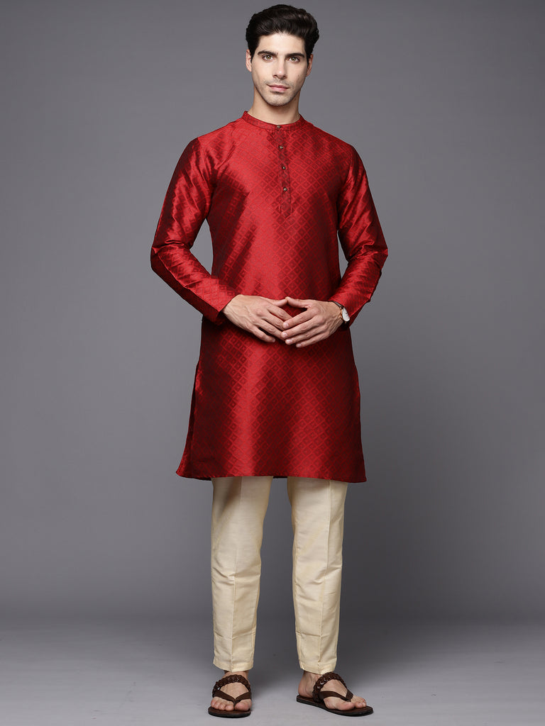 Color_Maroon