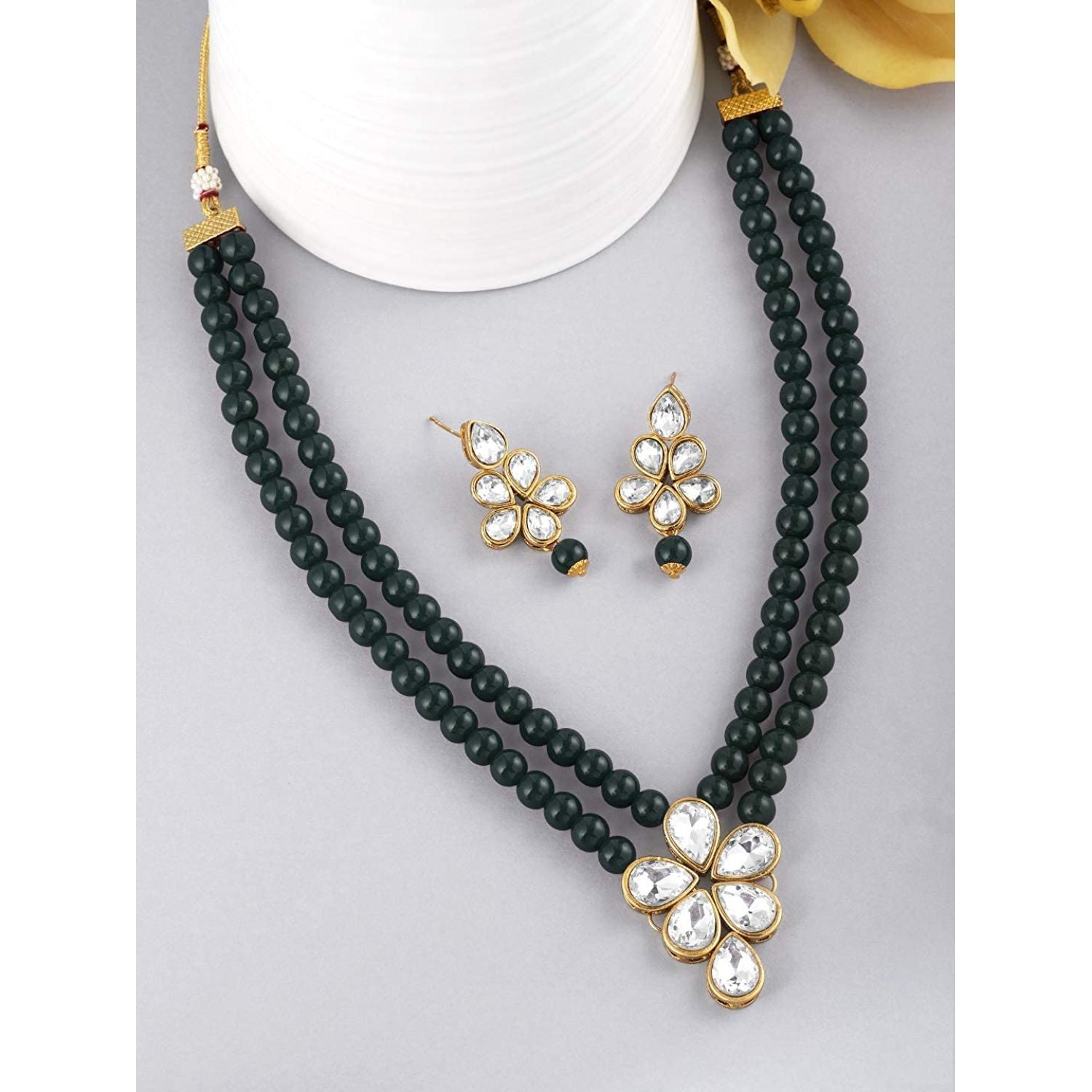 Women's 18k Gold Plated Traditional Kundan & Pearl Studded Necklace Jewellery Set  - I Jewels