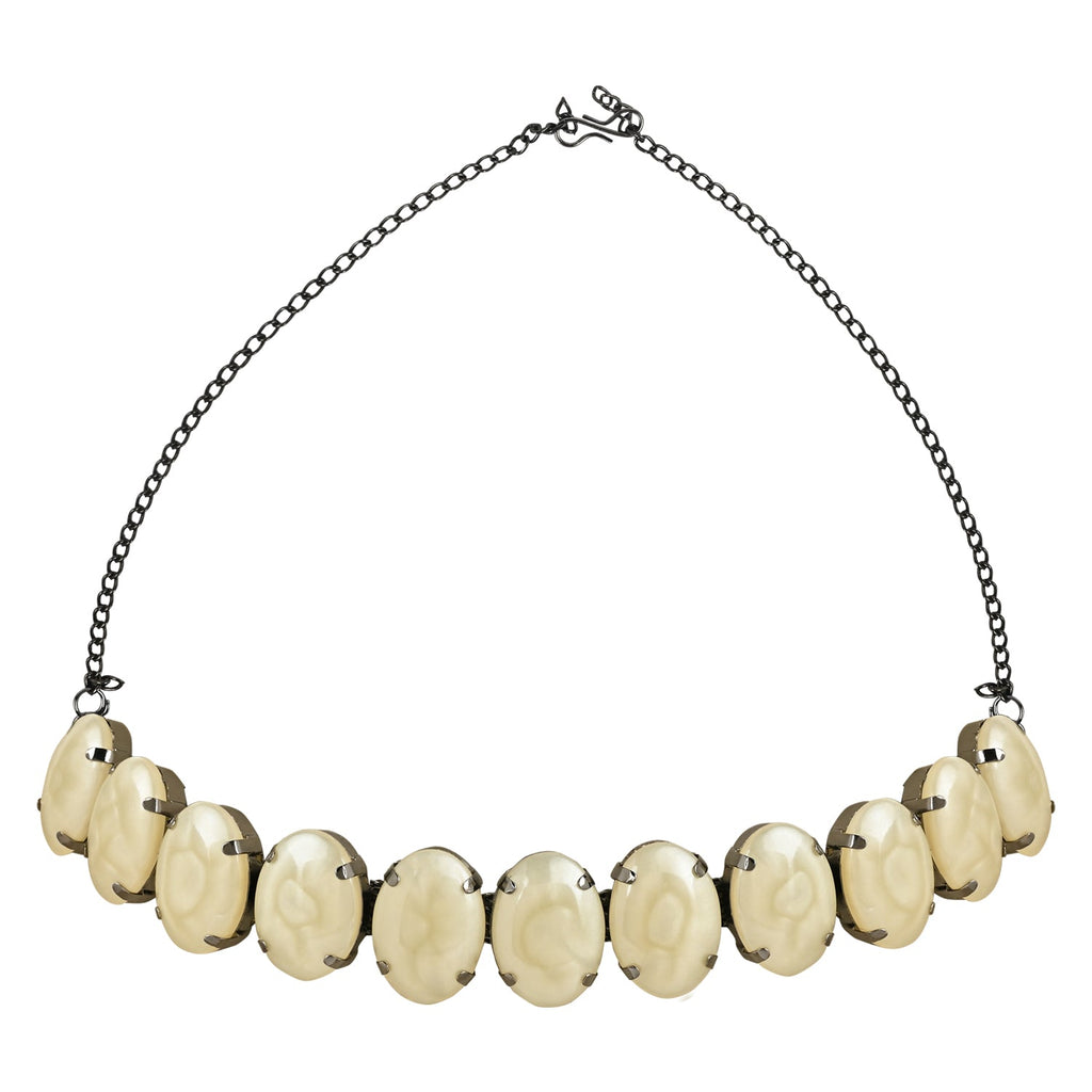 Women's Glamorous Fashionable Eye-Catching Cream Beaded Choker and Earrings Set