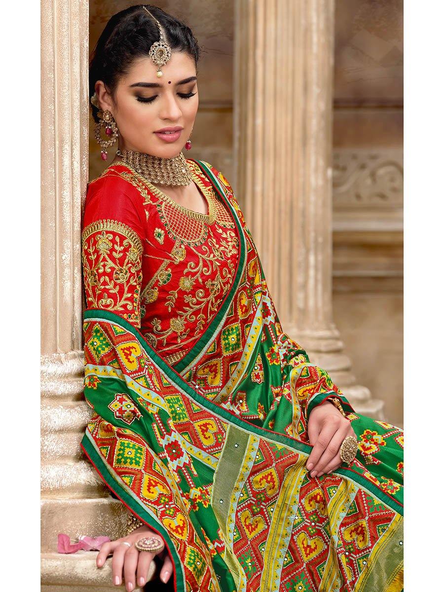 Women's Green & Red Pure Silk Embroidered Saree-Myracouture