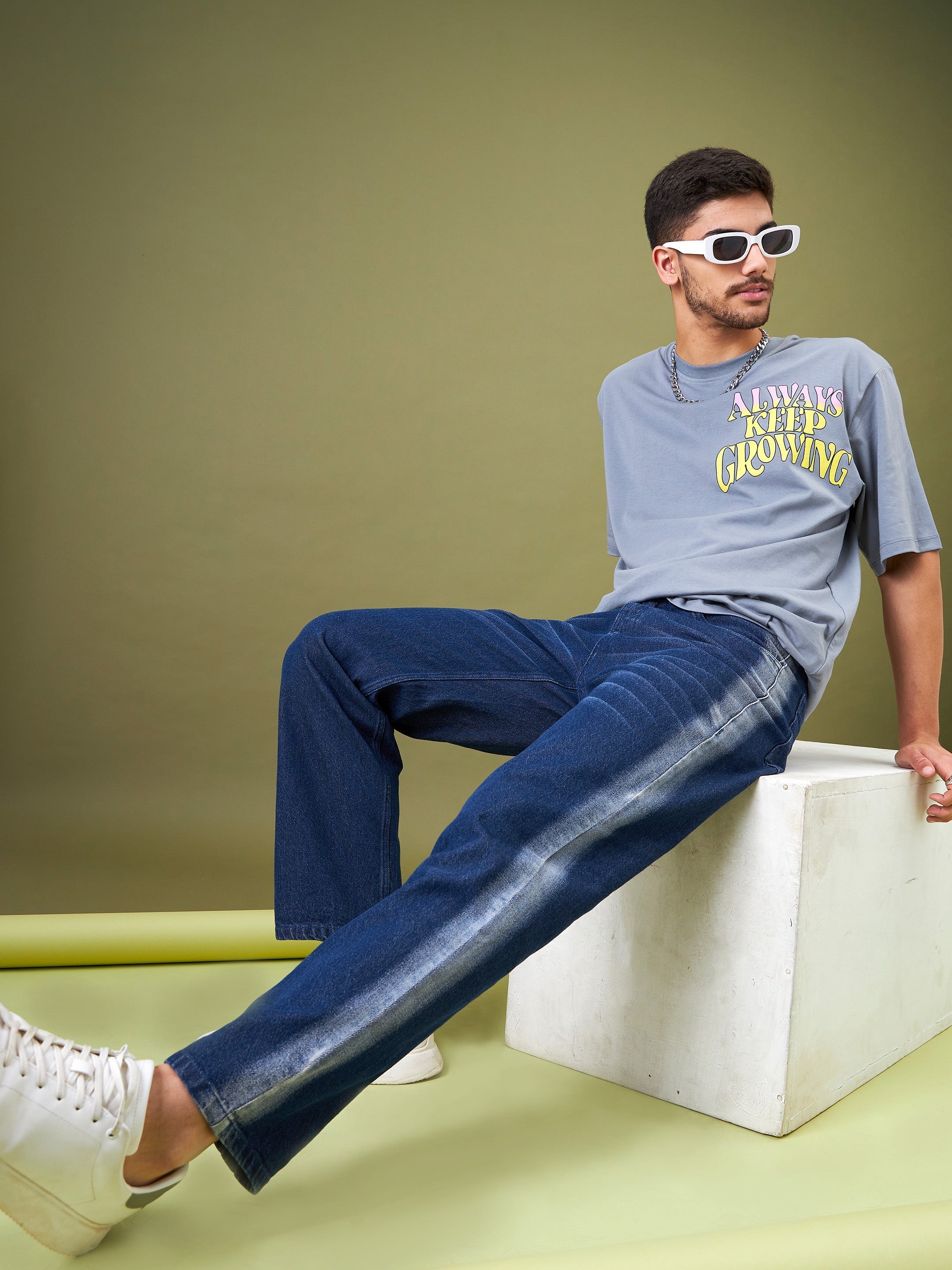 Men's Blue Washed Relax Fit Jeans - MASCLN SASSAFRAS