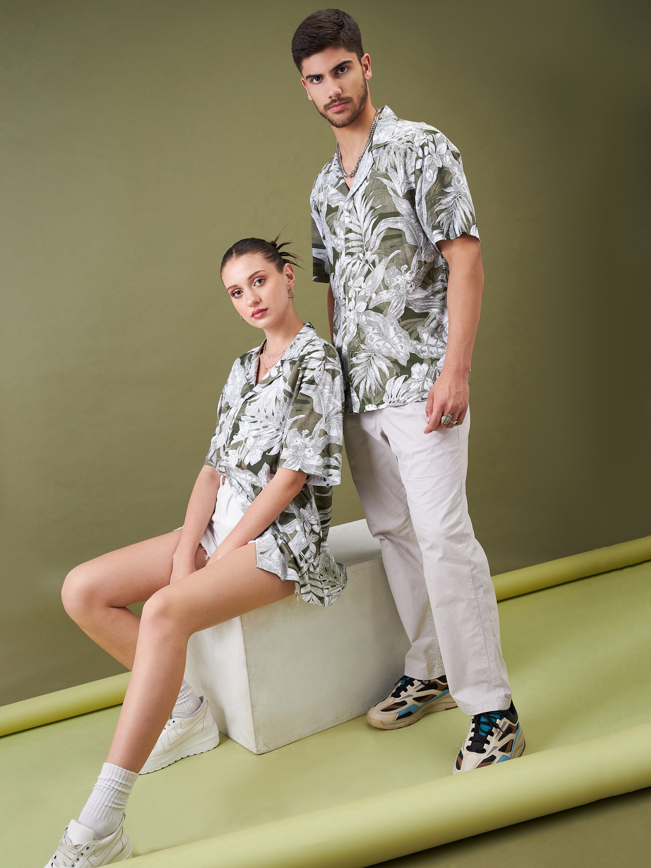 Unisex Olive & Whie Tropical Floral Relax Fit Shirt - MASCLN SASSAFRAS