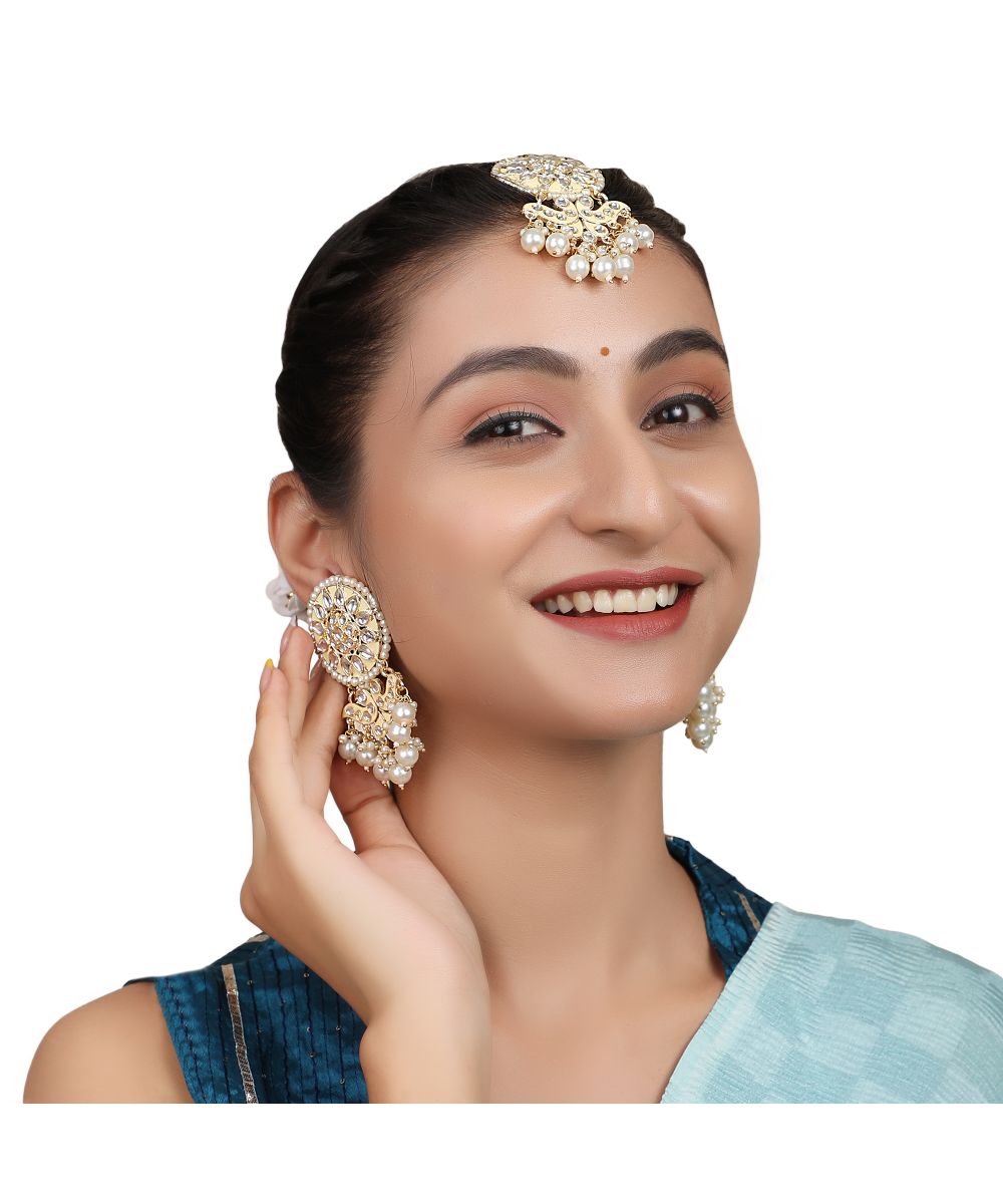 Women's Gold Plated Kundan and Pearl Stuuded Maang-tikka and Earring Set - MODE MANIA