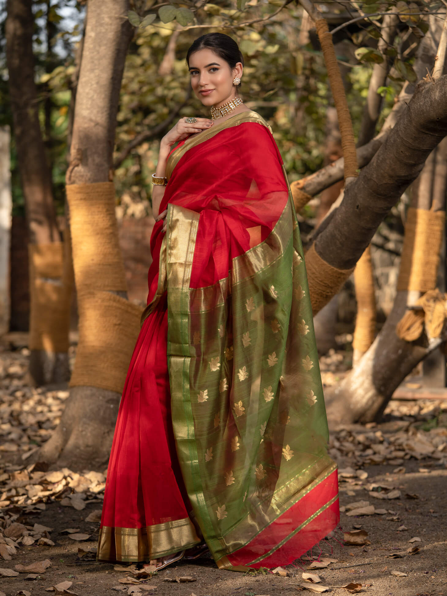 Women's Red, Green, Gold Color Vijaya - Maheshwari Handloom Silk Saree - Maahishmati