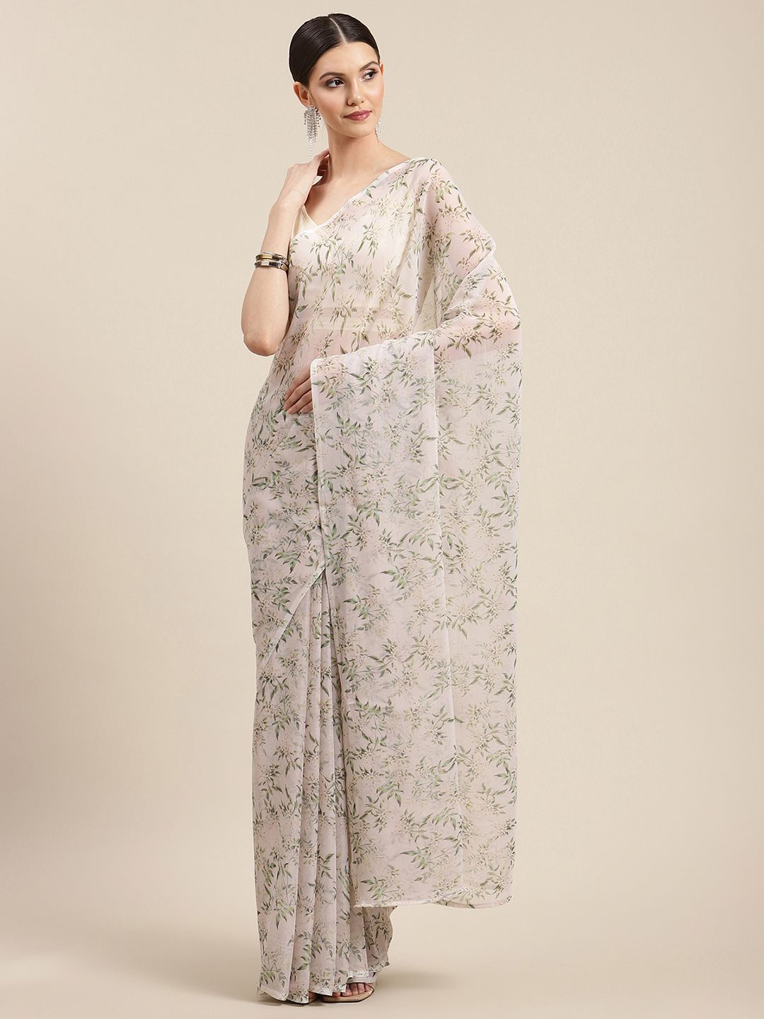 Women's Off White Chiffon Digital Print Floral Saree - Ahalyaa