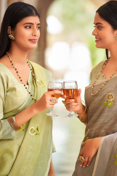 Women's Moss Green Linen Saree - Karagiri