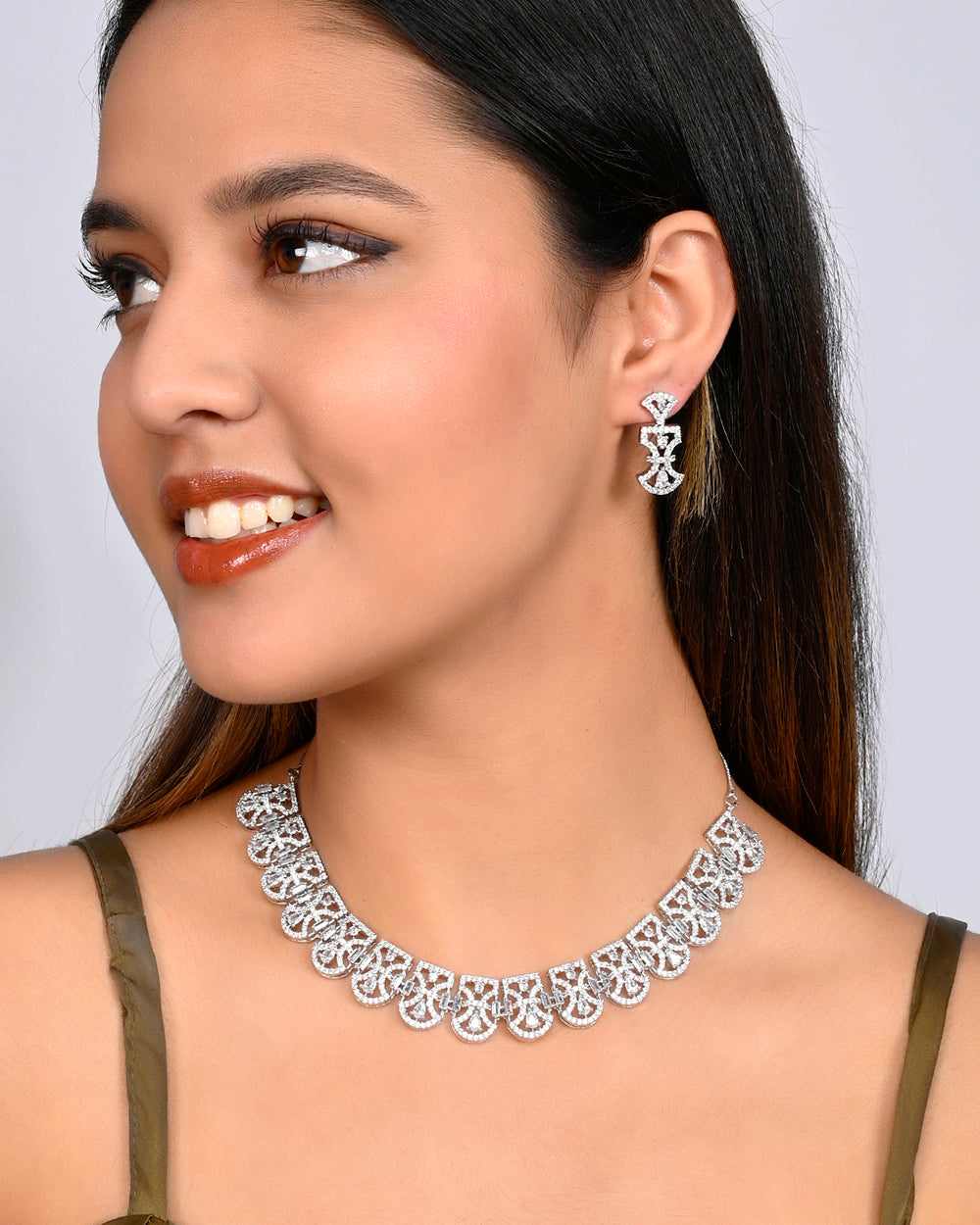 Women's Sparkling Elegance Cutwork Design Zircons Jewellery Set - Voylla