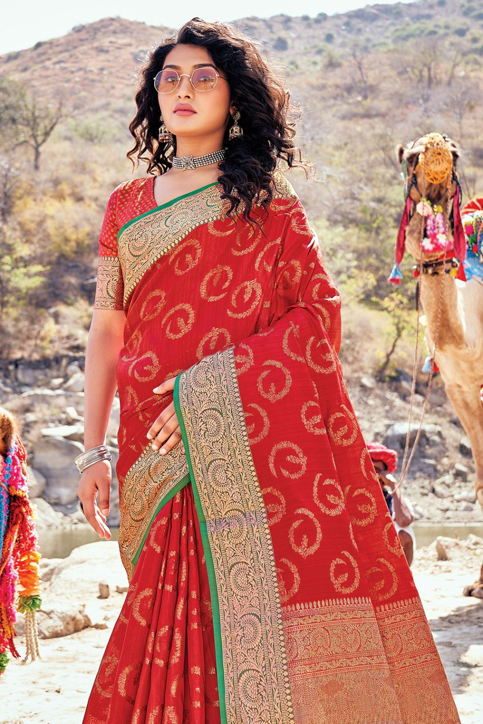Women's Crimson Red Banarasi Saree - Karagiri
