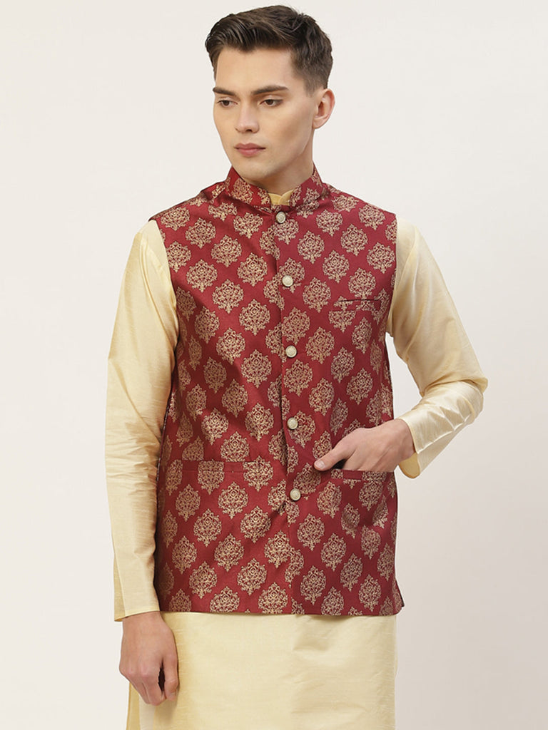 Men's Maroon Printed Nehru Jacket ( JOWC 4032Maroon )