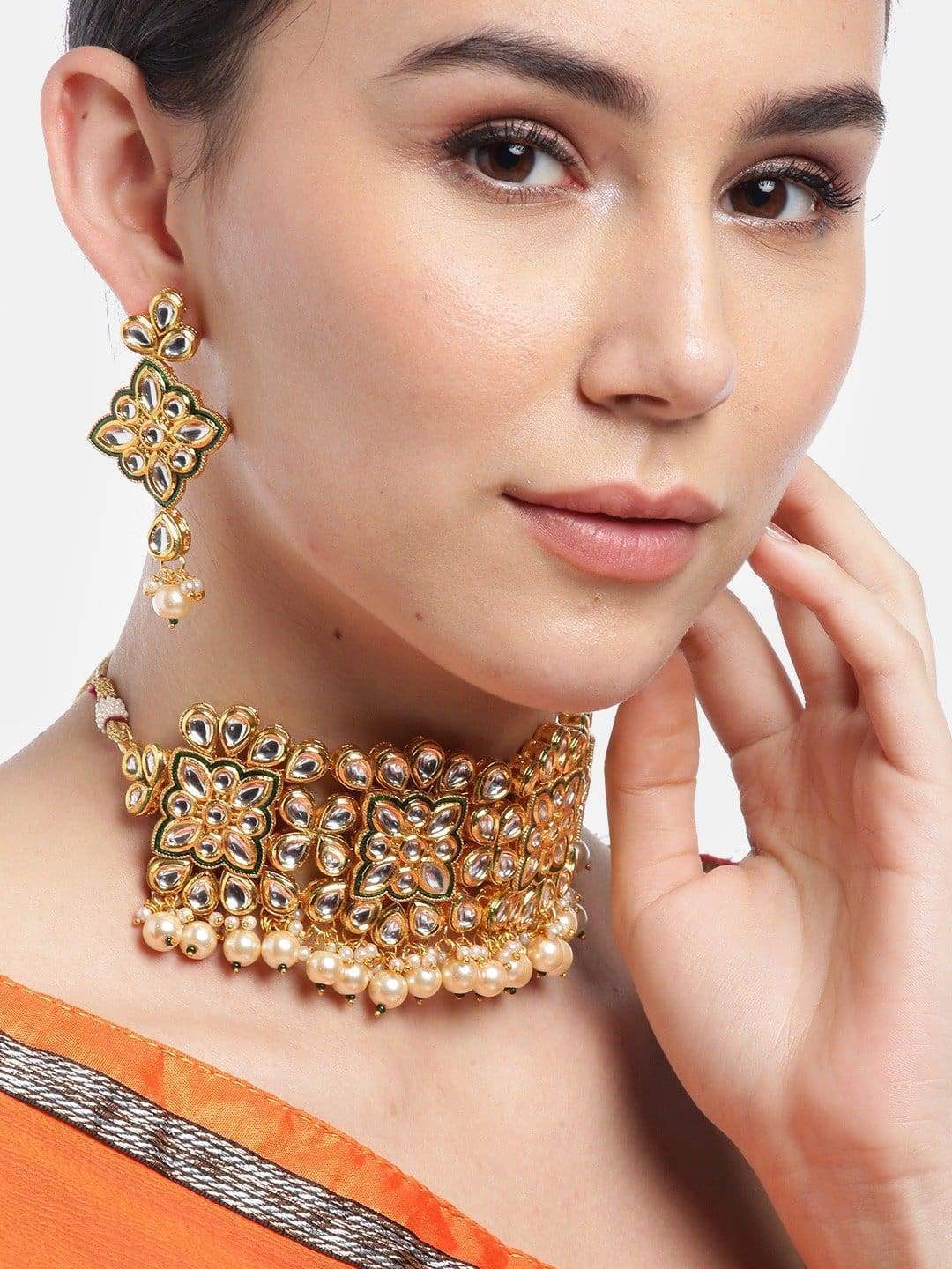 Women's Green Kundan Pearls Gold Plated Choker - Priyaasi