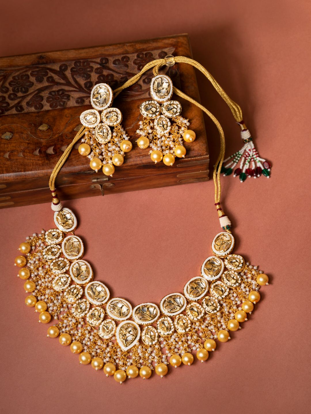 Women's  Kundan Beads Pearls Gold Plated Traditional Jewellery Set - Priyaasi