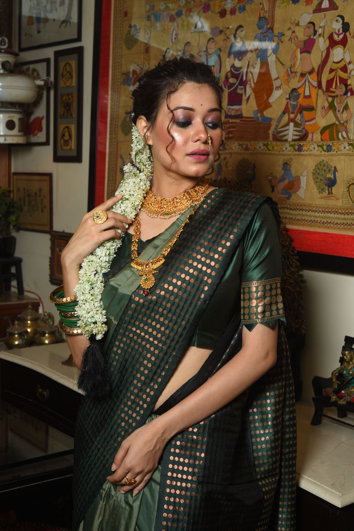 Women's Mahendi Woven Banarasi Silk Saree with Tassels - Vishnu Weaves