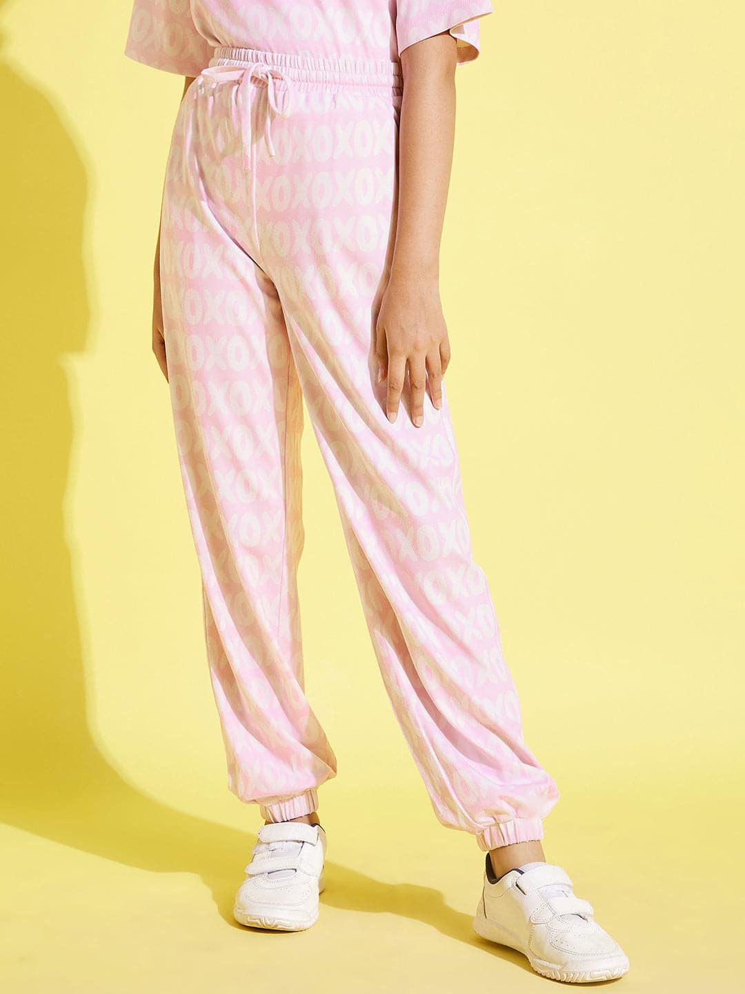 Girls Pink Xoxo Print Knit Joggers - Lyush Kids