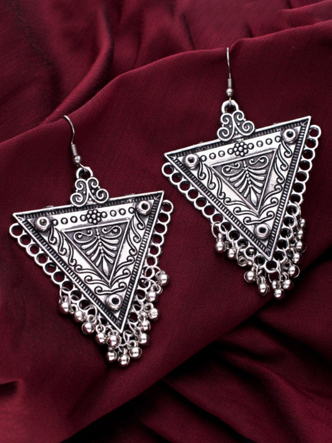 Women's Silver-Toned Contemporary Drop Earrings - Morkanth